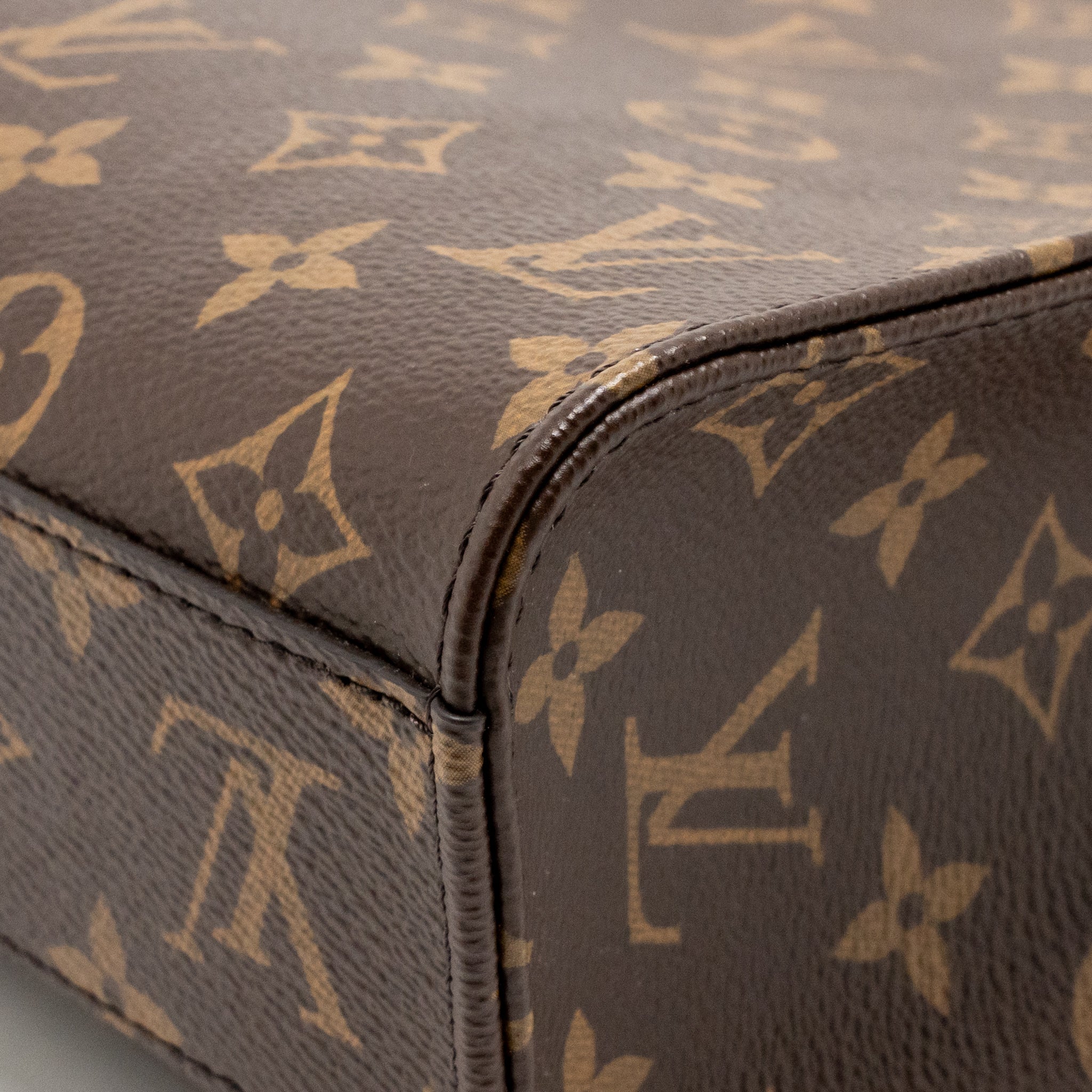 LOUIS VUITTON SAC PLAT BB MONOGRAM CANVAS GHW