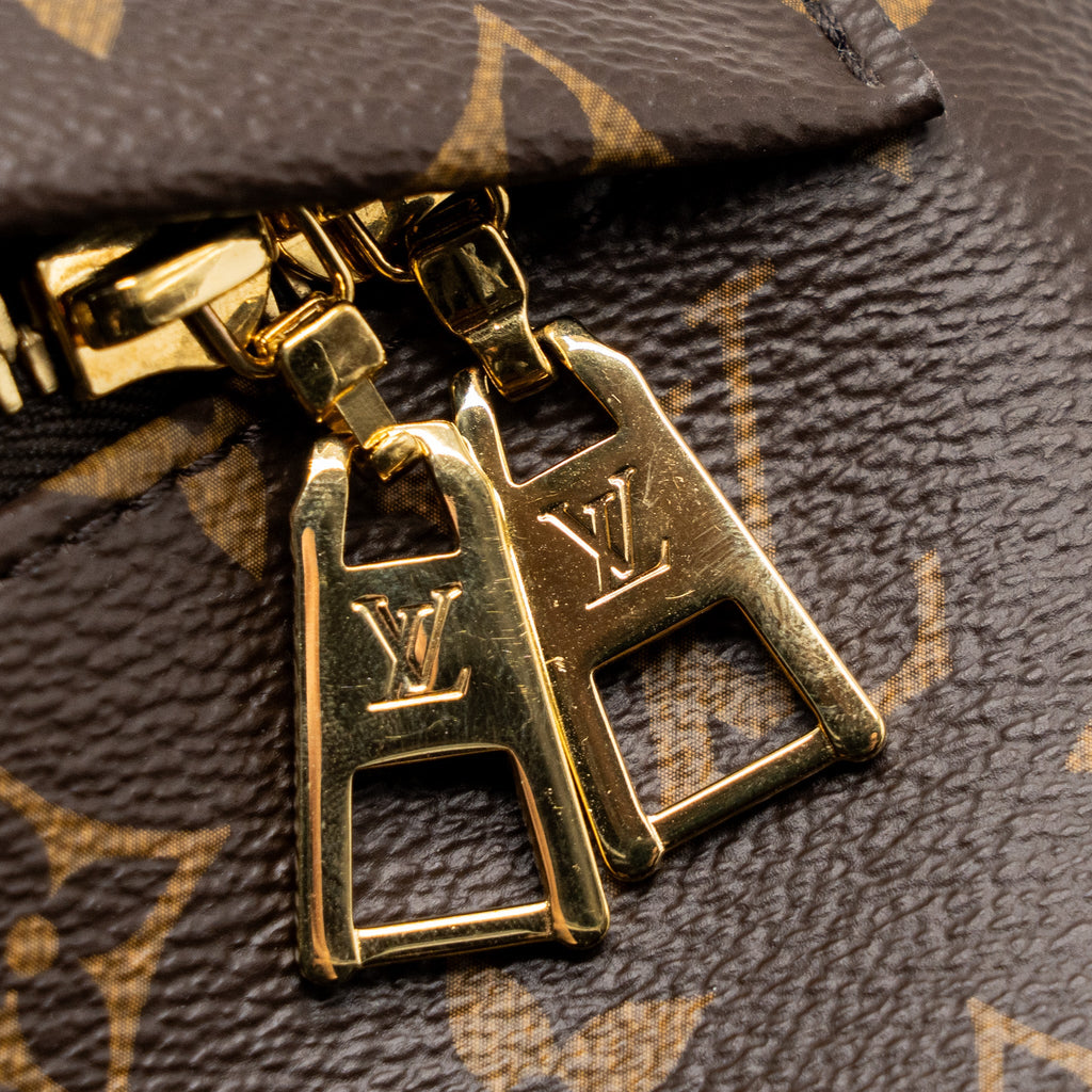 LOUIS VUITTON BUM BAG MONOGRAM CANVAS GHW
