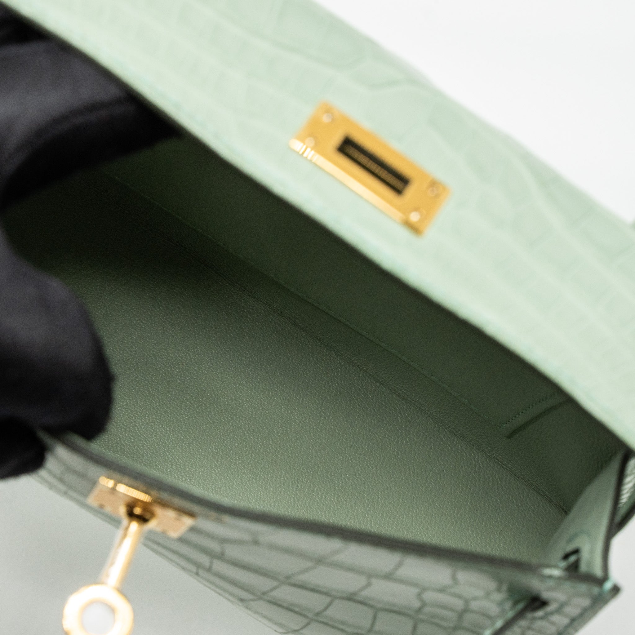 HERMES MINI KELLY ALLIGATOR MISSISSIPPIENSIS MATTE 6U VERT D’EAU GHW