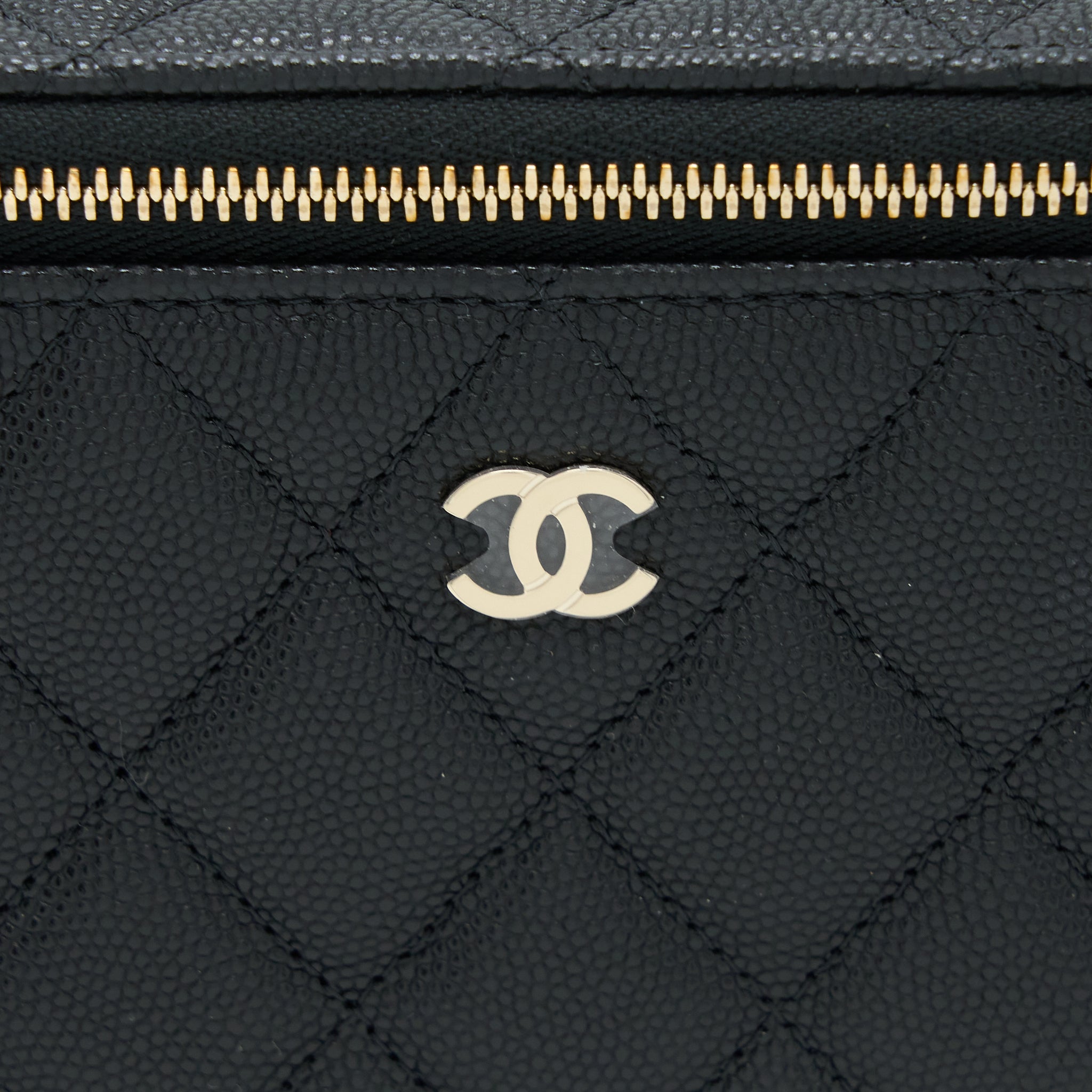 CHANEL LONG VANITY CASE CAVIAR BLACK LGHW (MICROCHIP)