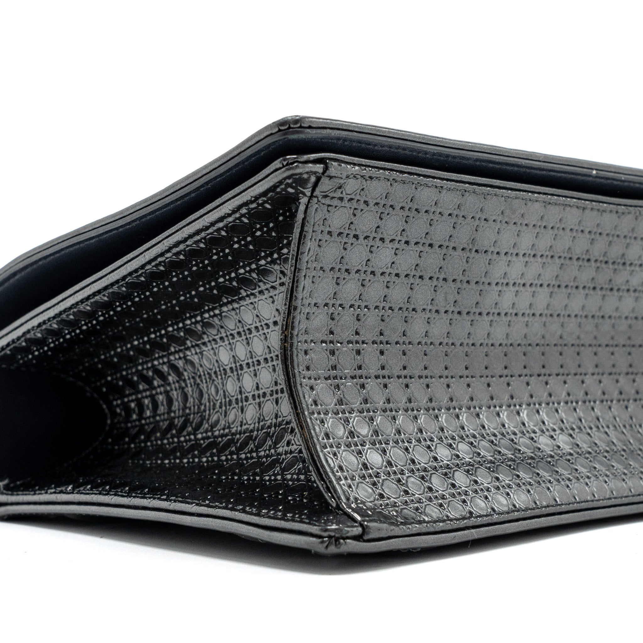 DIOR MEDIUM DIORAMA CALFSKIN METALLIC SILVER SHW