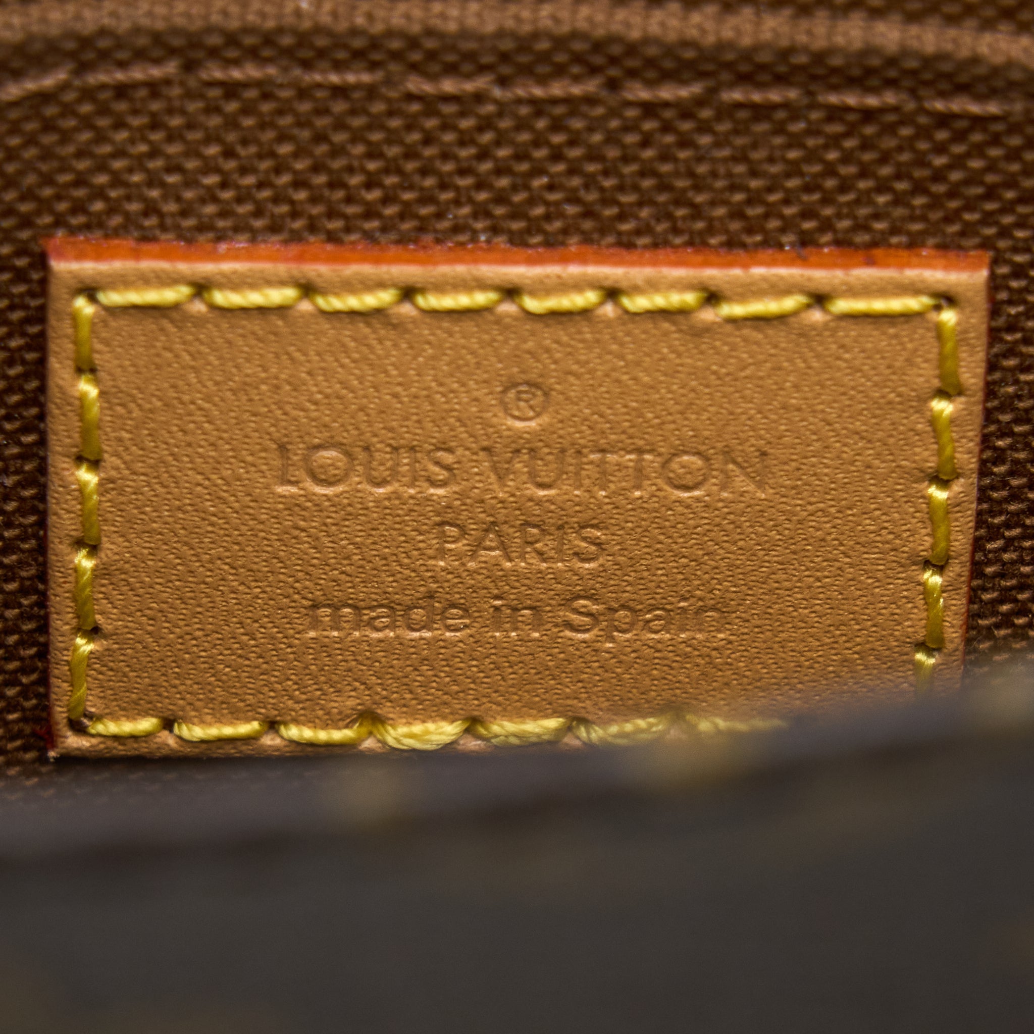 LOUIS VUITTON PETIT SAC PLAT MONOGRAM CANVAS GHW