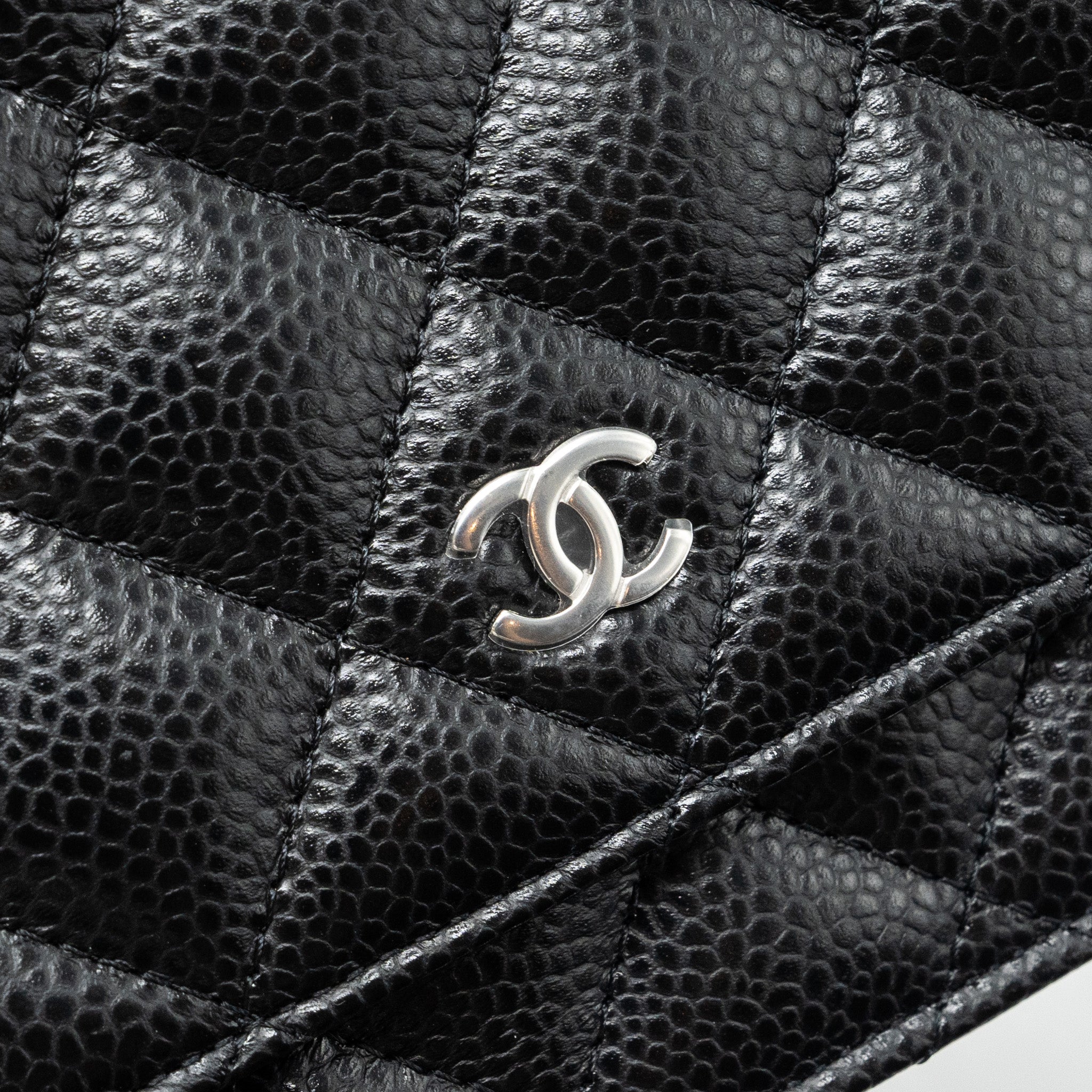 CHANEL CLASSIC WALLET ON CHAIN CAVIAR BLACK SHW (MICROCHIP)