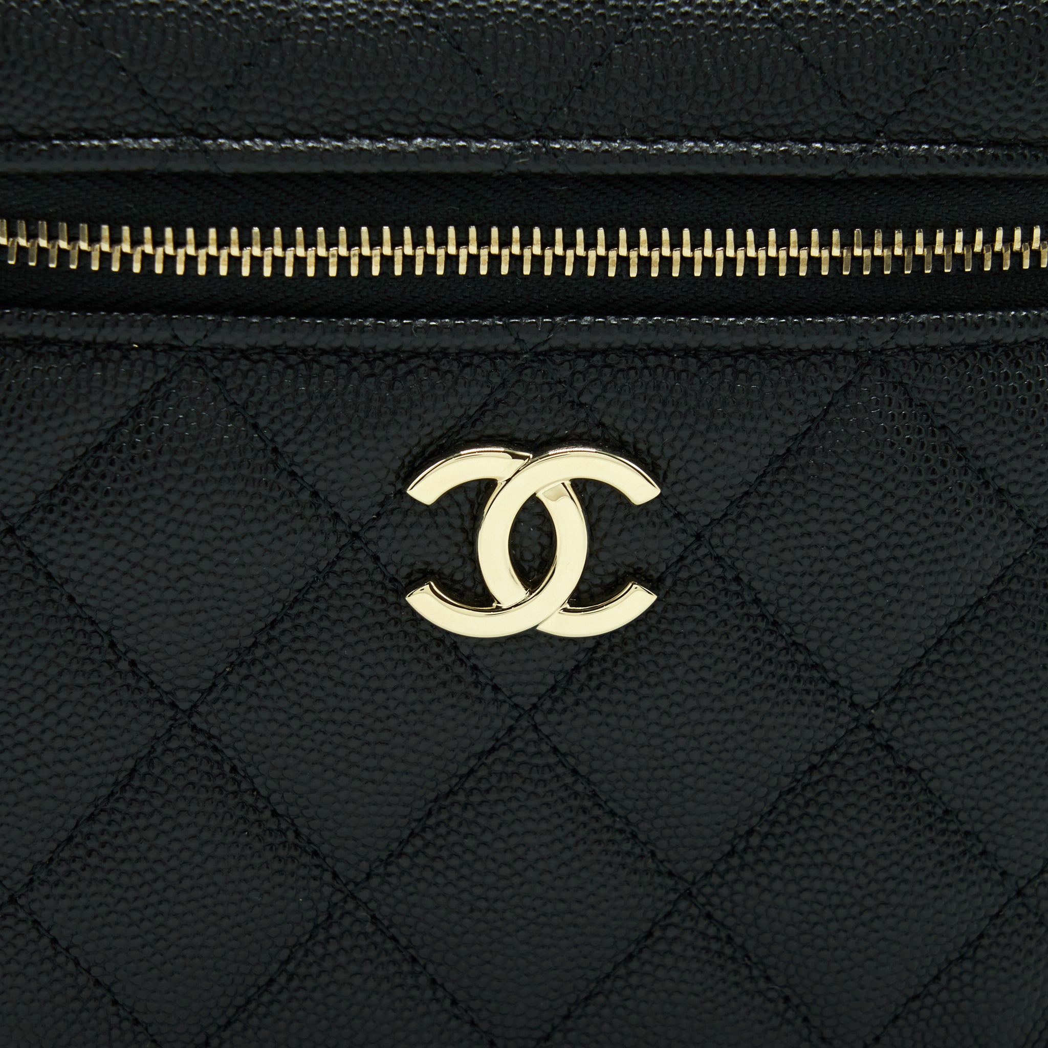 CHANEL 22S TOP HANDLE VANITY CAVIAR BLACK LGHW (MICROCHIP)