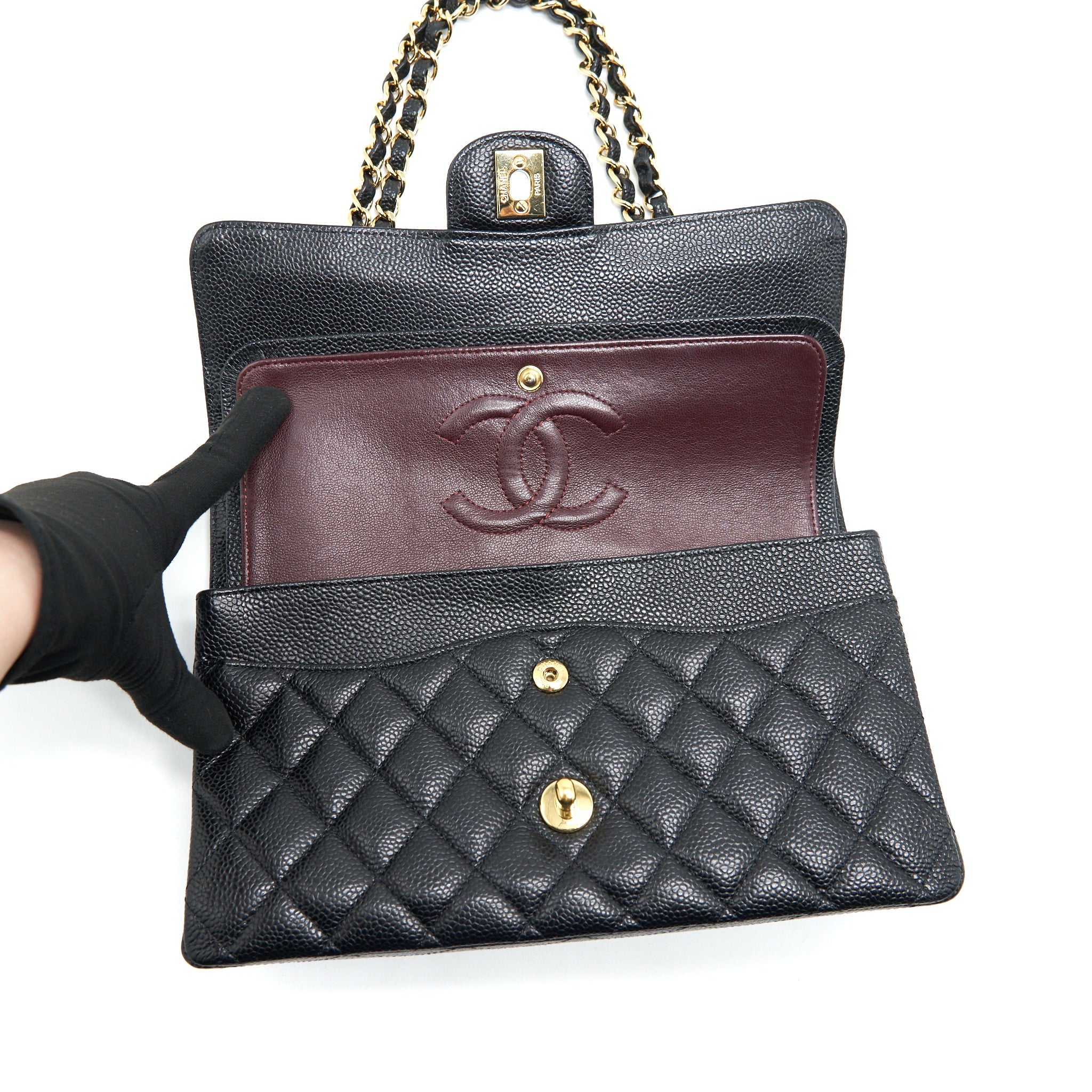 CHANEL CLASSIC DOUBLE FLAP MEDIUM BLACK CAVIAR GHW