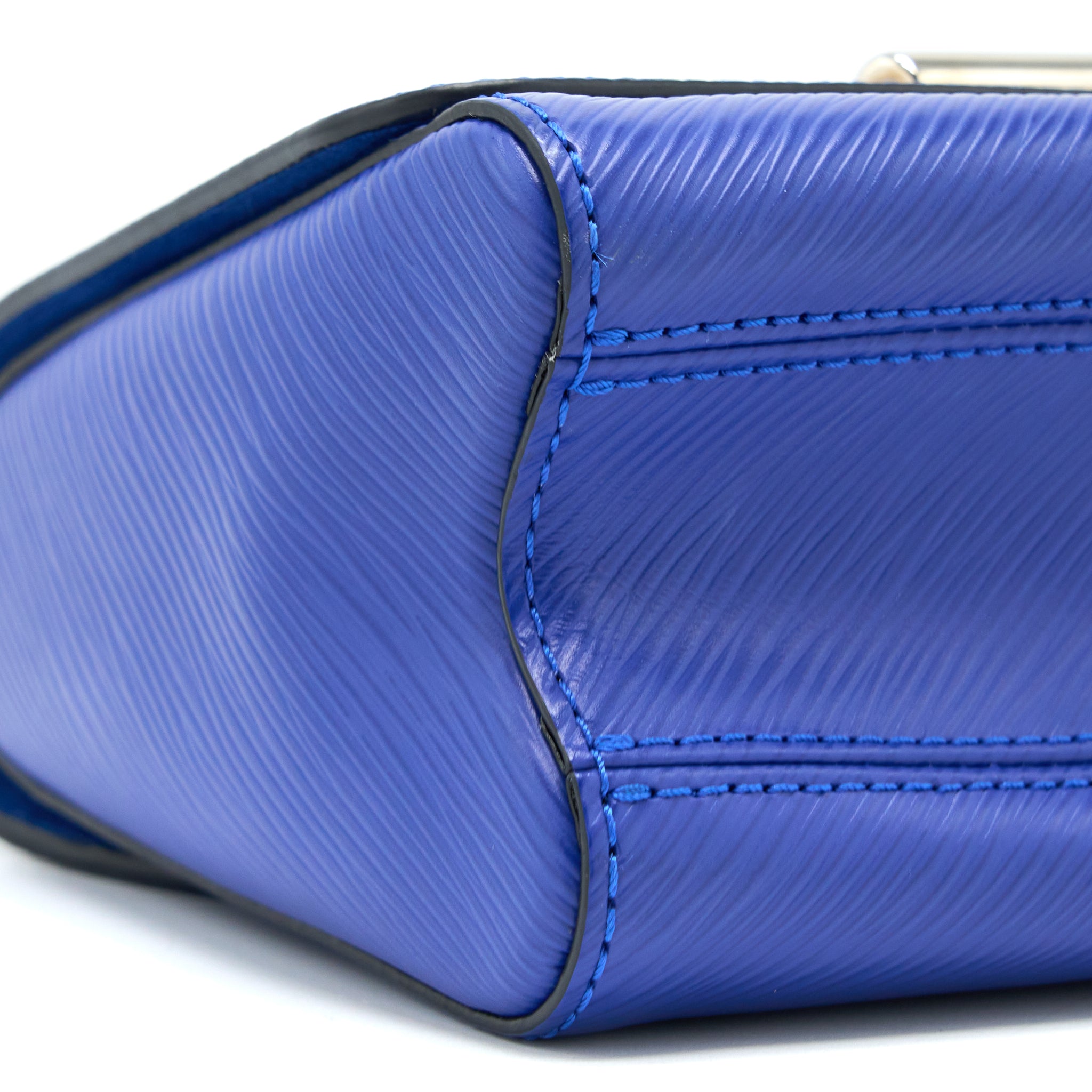 LOUIS VUITTON TWIST PM EPI BLUE SHW