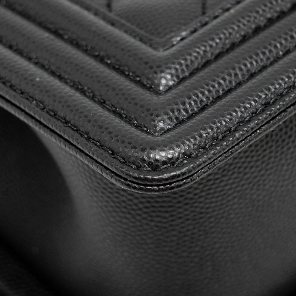 CHANEL SMALL BOY BAG CAVIAR BLACK RUTHENIUM SHW (MICROCHIP)