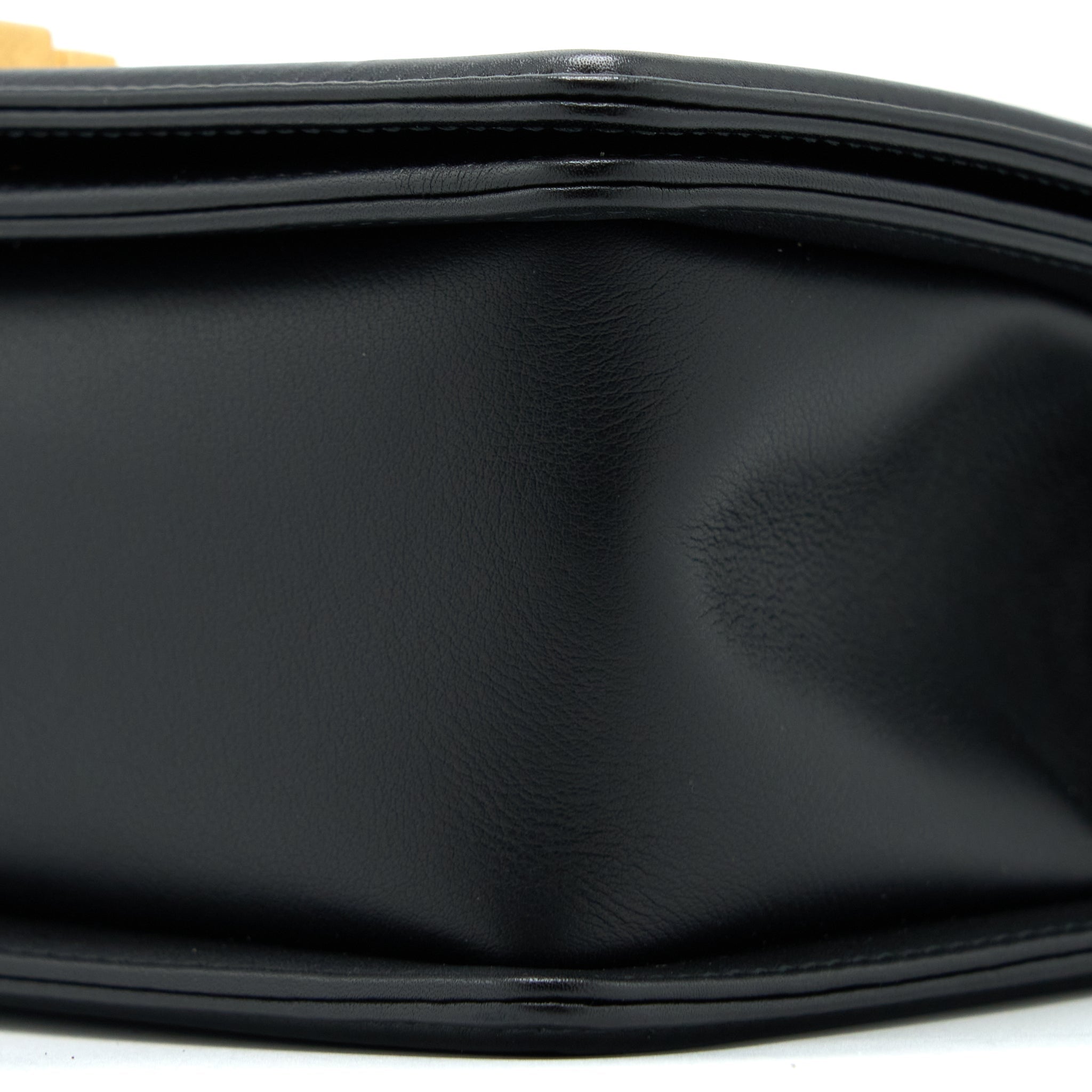 CHANEL MEDIUM BOY BAG CALFSKIN BLACK BRUSHED GHW