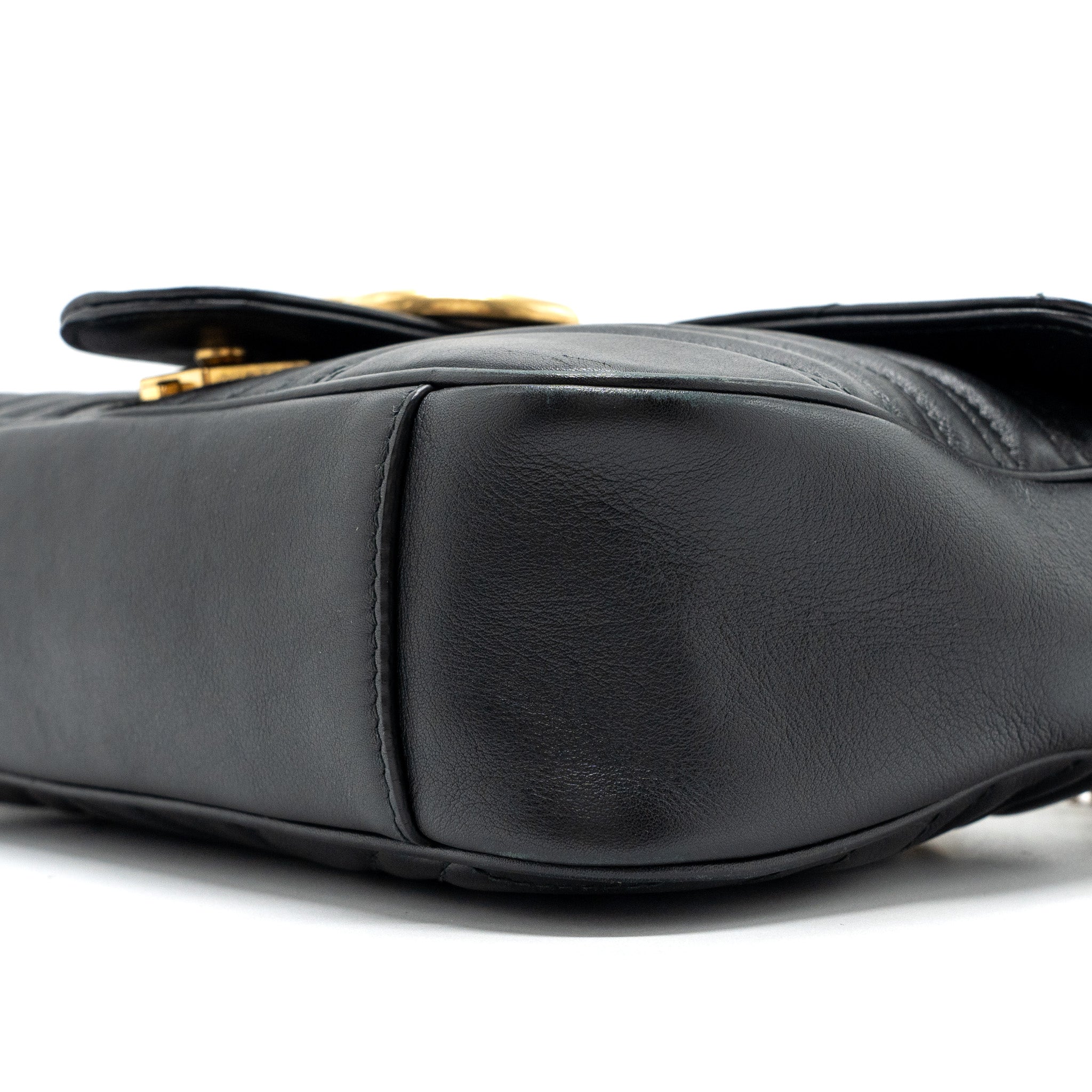 GUCCI MEDIUM GG MARMONT BAG CALFSKIN BLACK GHW