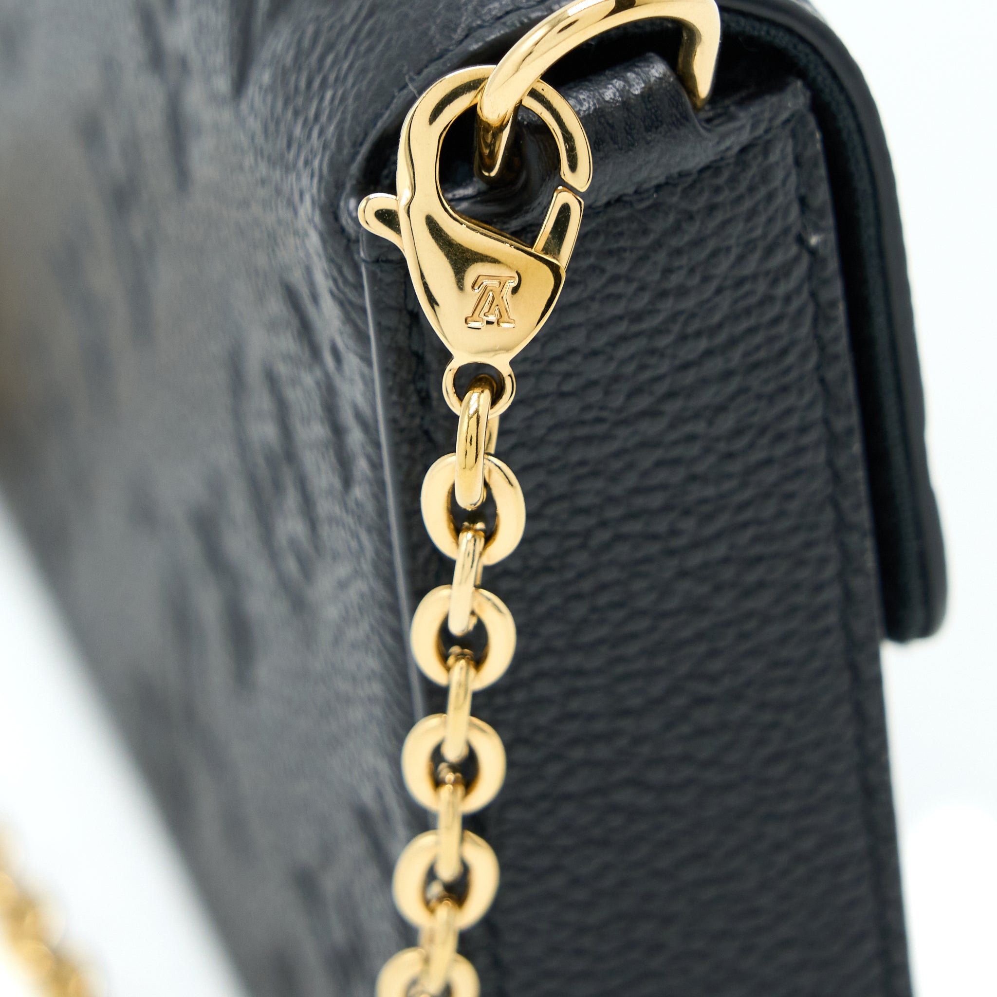 LOUIS VUITTON FELICIE POCHETTE MONOGRAM EMPREINTE BLACK GHW