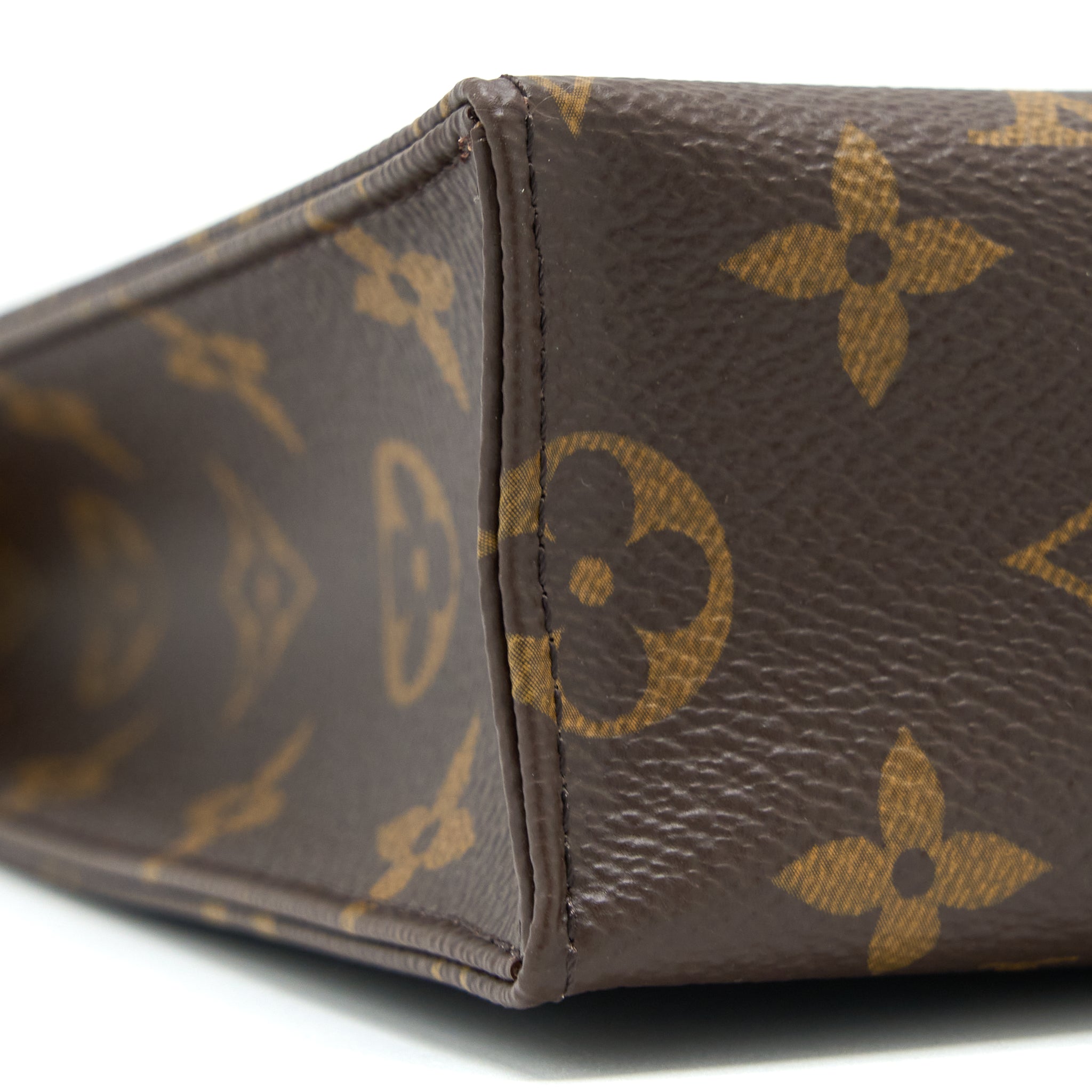 LOUIS VUITTON TOILETRY POCHETTE 26 MONOGRAM CANVAS GHW