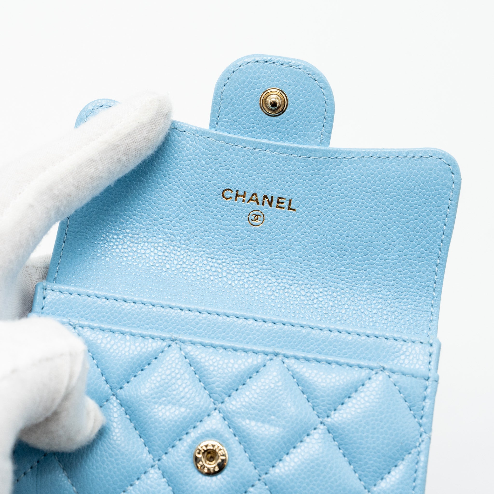 CHANEL CLASSIC FLAP CARD HOLDER CAVIAR BLUE LGHW (MICROCHIP)