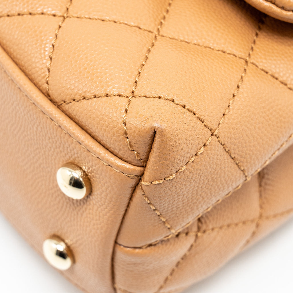 CHANEL 21P SMALL COCO HANDLE CAVIAR CARAMEL LGHW