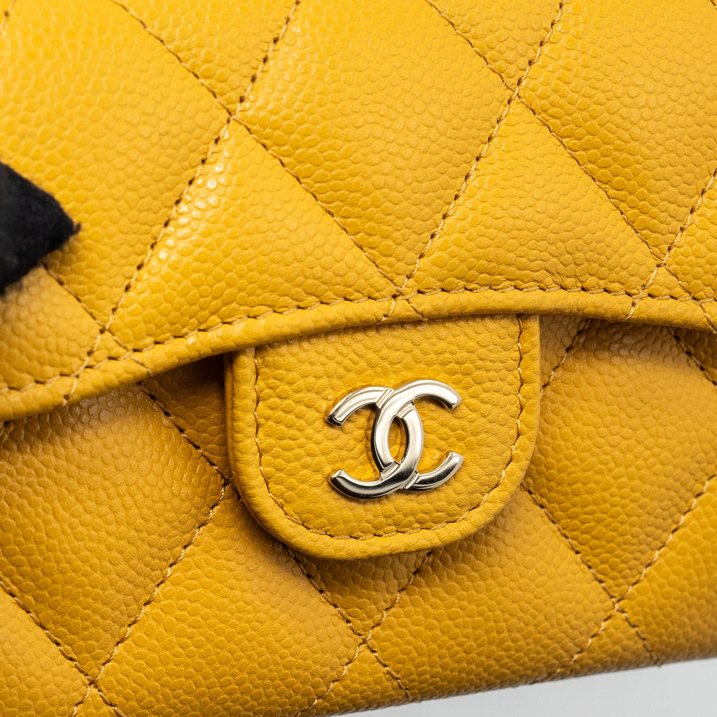 CHANEL CLASSIC FLAP CARD HOLDER CAVIAR YELLOW LGHW (MIRCOCHIP)