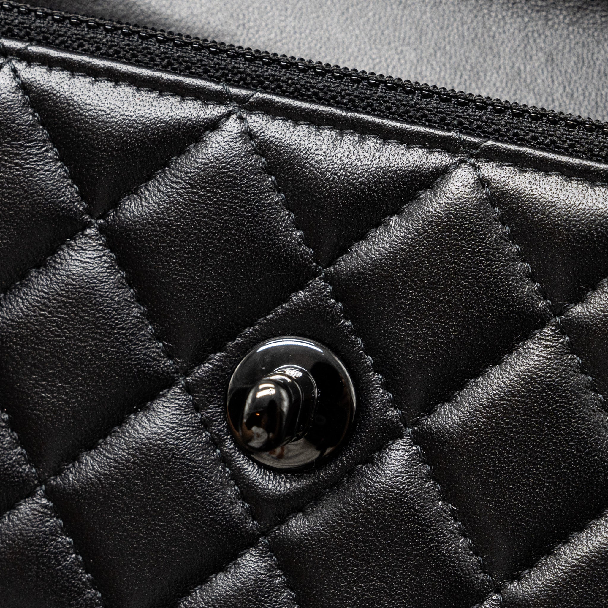 CHANEL TRENDY CC WALLET ON CHAIN LAMBSKIN BLACK WITH BLACK HARDWARE (MICROCHIP)