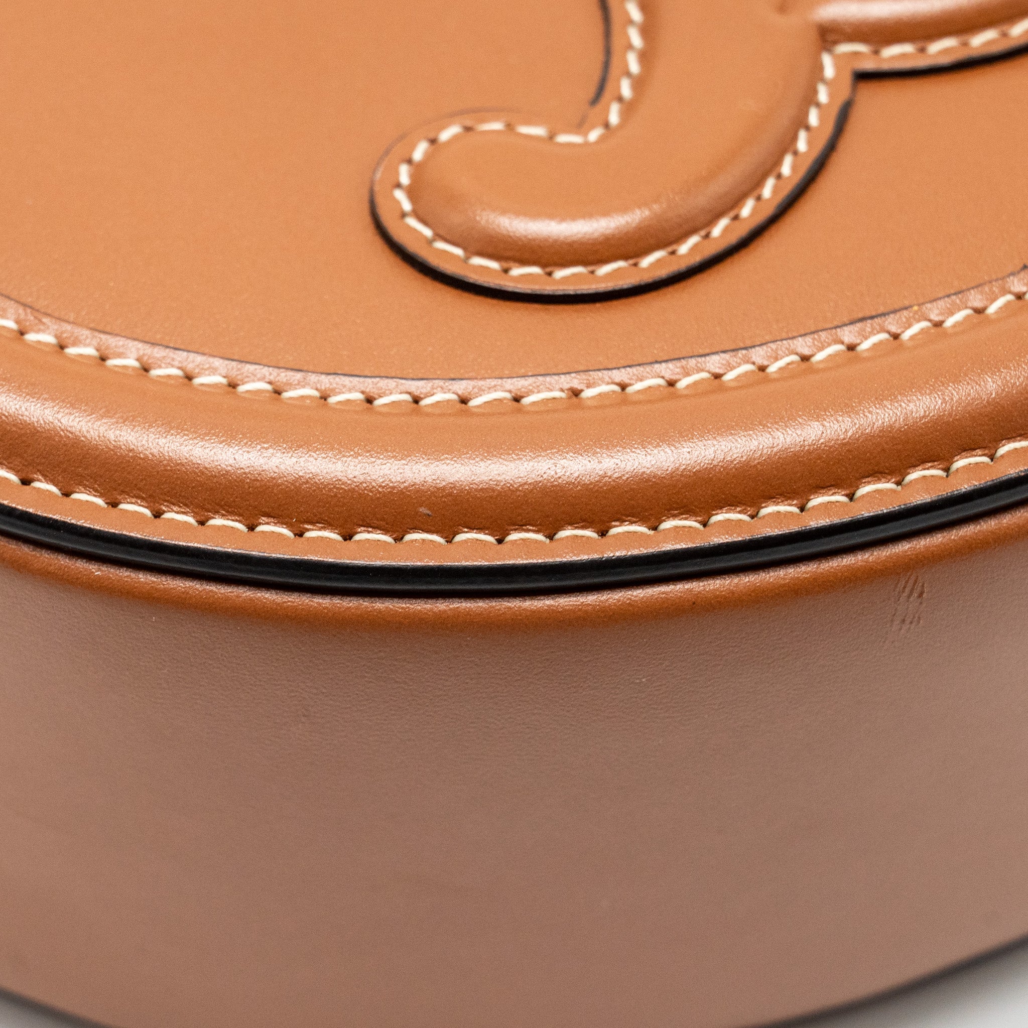 CELINE OVAL BAG SMOOTH CALFSKIN TAN GHW