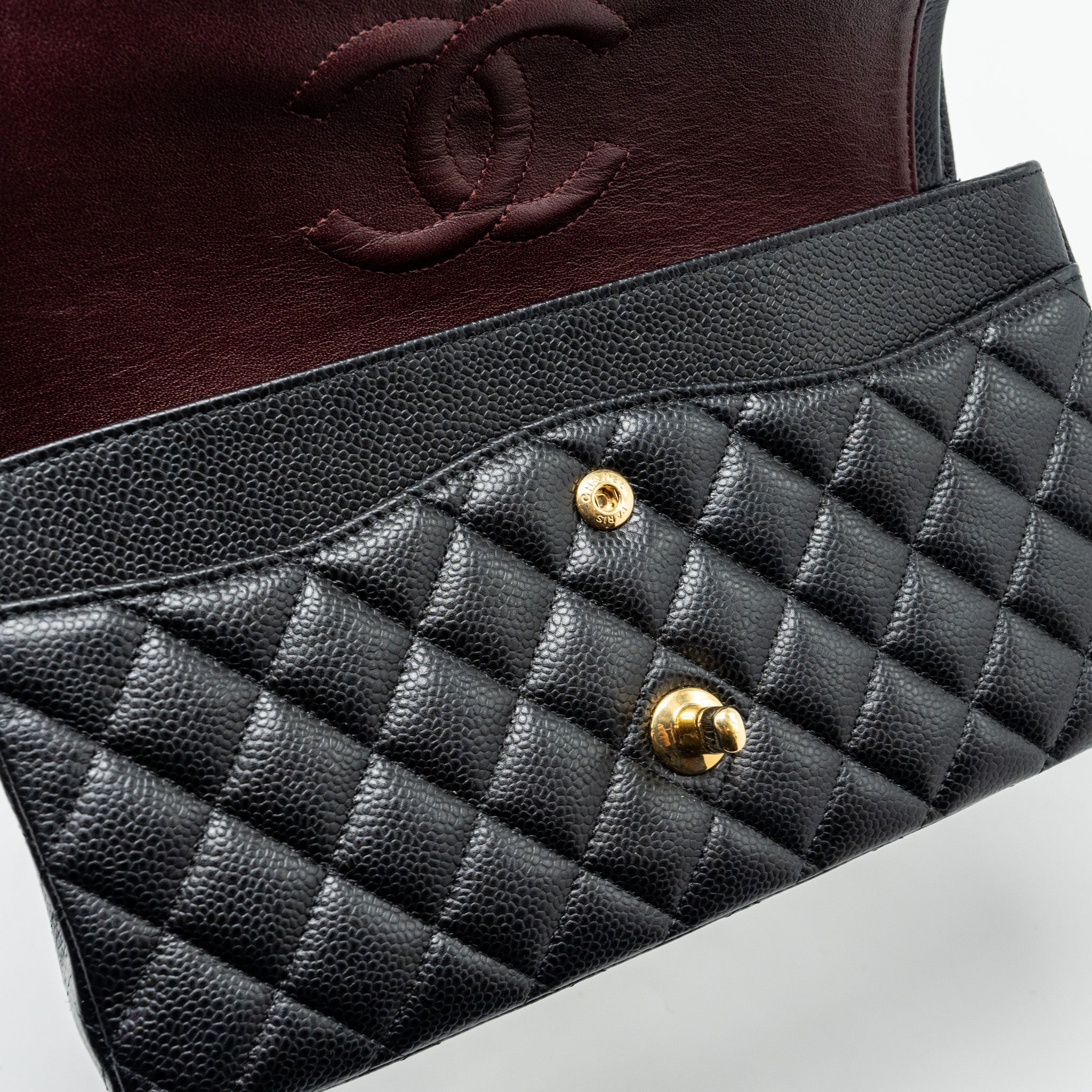 CHANEL MEDIUM CLASSIC DOUBLE FLAP BAG CAVIAR BLACK GHW