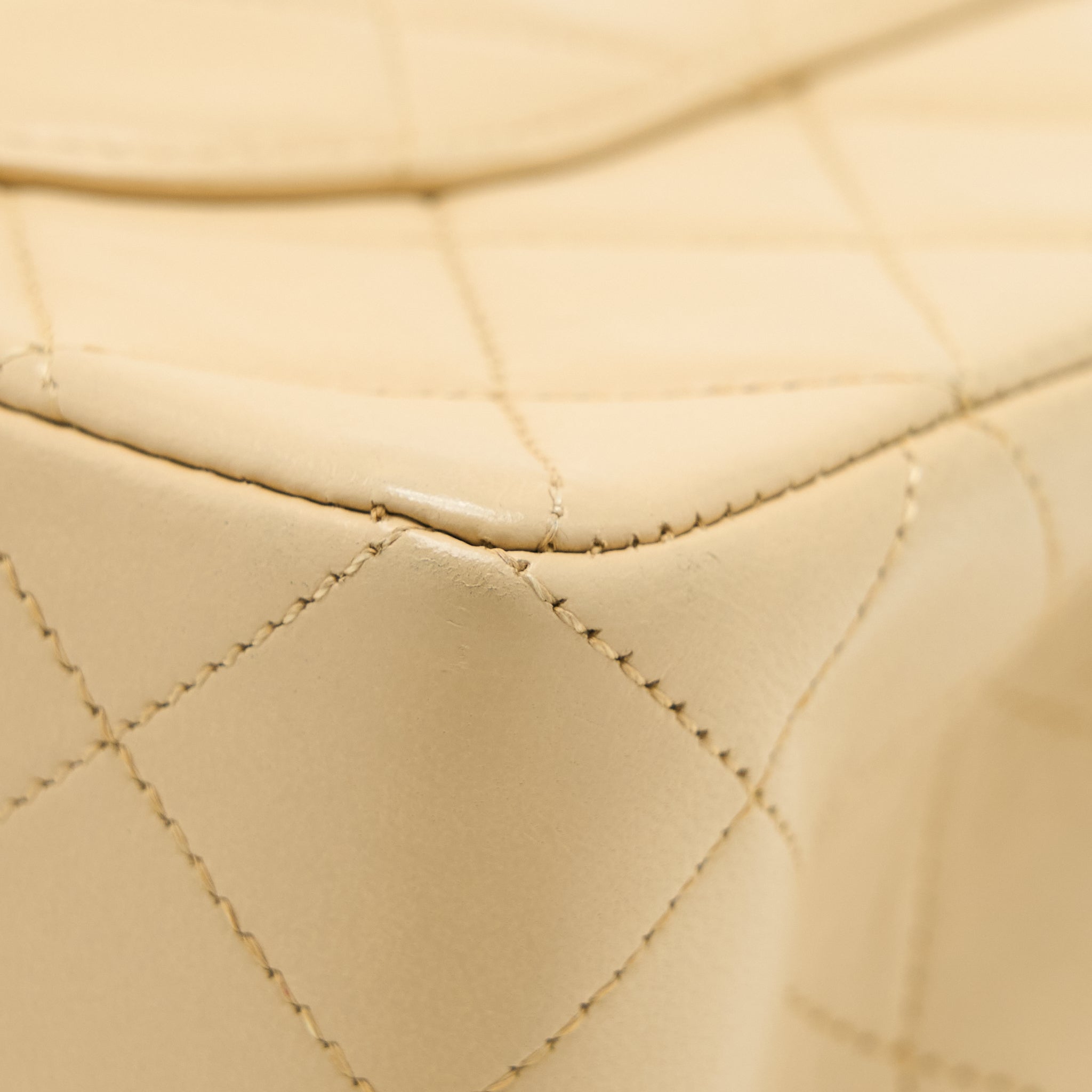 CHANEL VINTAGE SMALL CLASSIC DOUBLE FLAP BAG LAMBSKIN BEIGE GHW