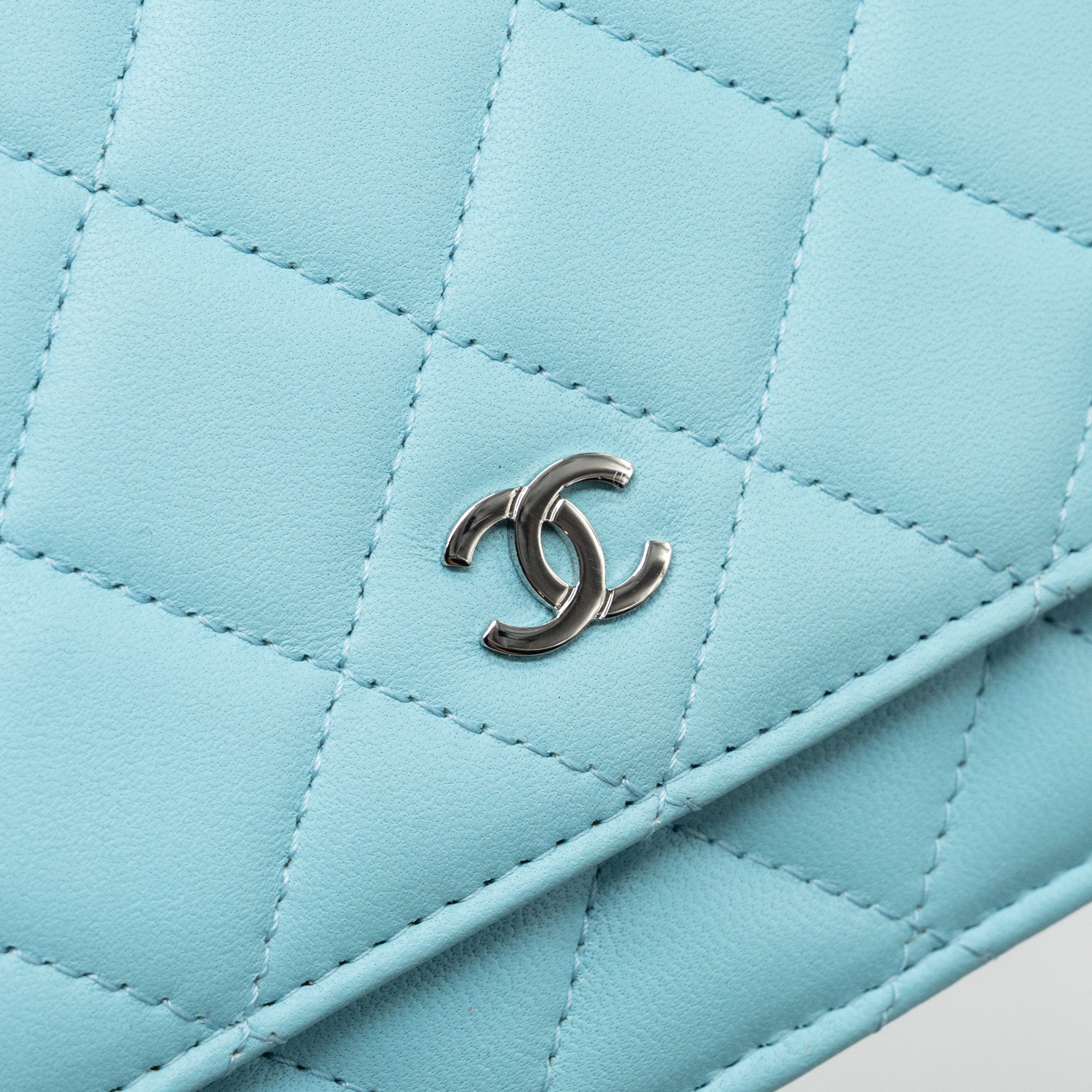 CHANEL CLASSIC WALLET ON CHAIN LAMBSKIN LIGHT BLUE SHW