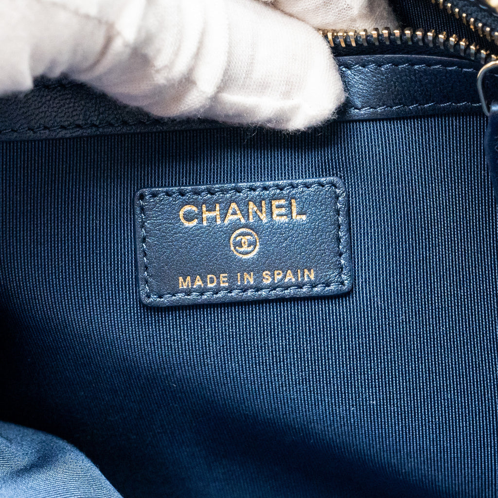 CHANEL BOY CLUTCH CALFSKIN PEARLY BLUE GHW