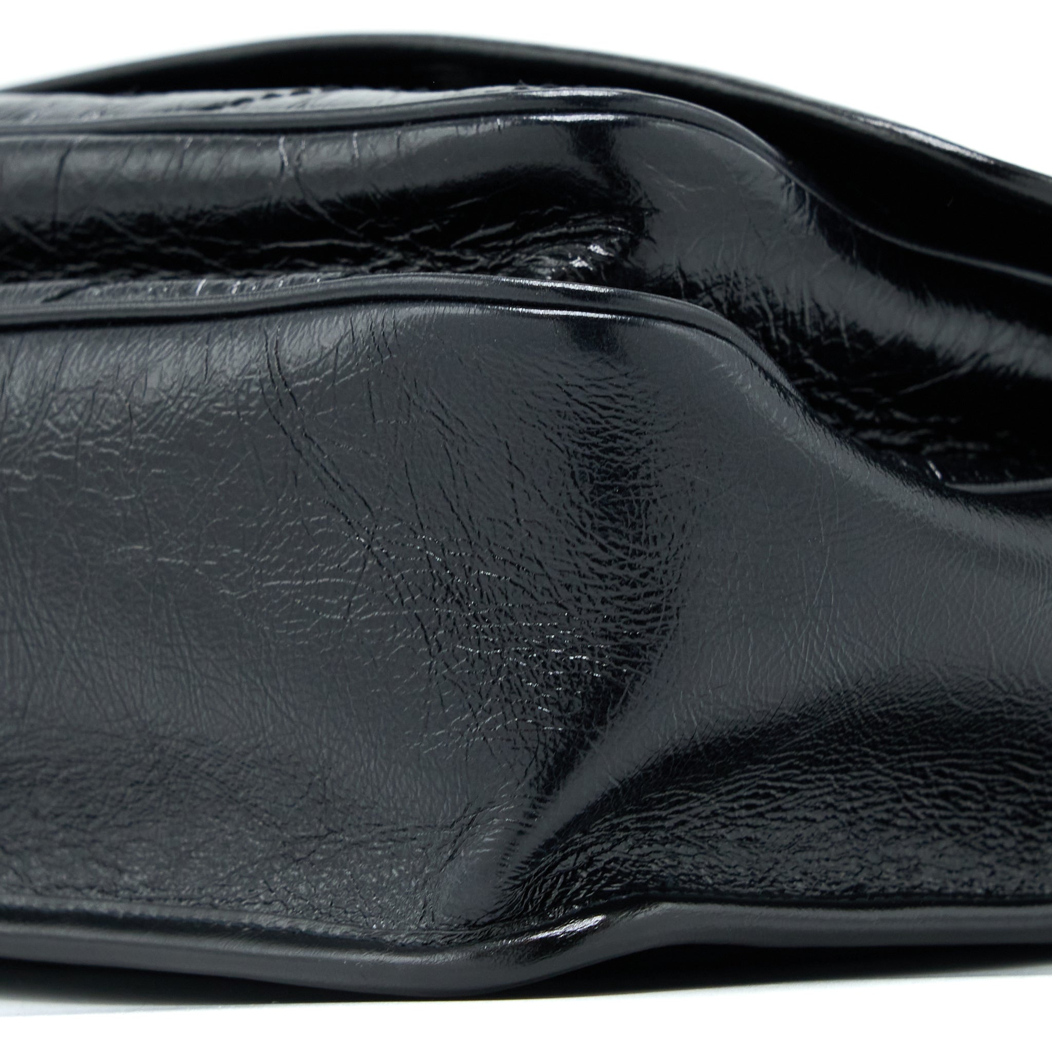 SAINT LAURENT MEDIUM NIKI CHAIN BAG AGED CALFSKIN BLACK RUTHENIUM HARDWARE