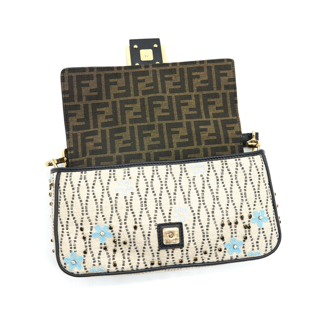 FENDI BAGUETTE ICONIC MEDIUM WHITE RAFFIA BAG MULTICOLOR