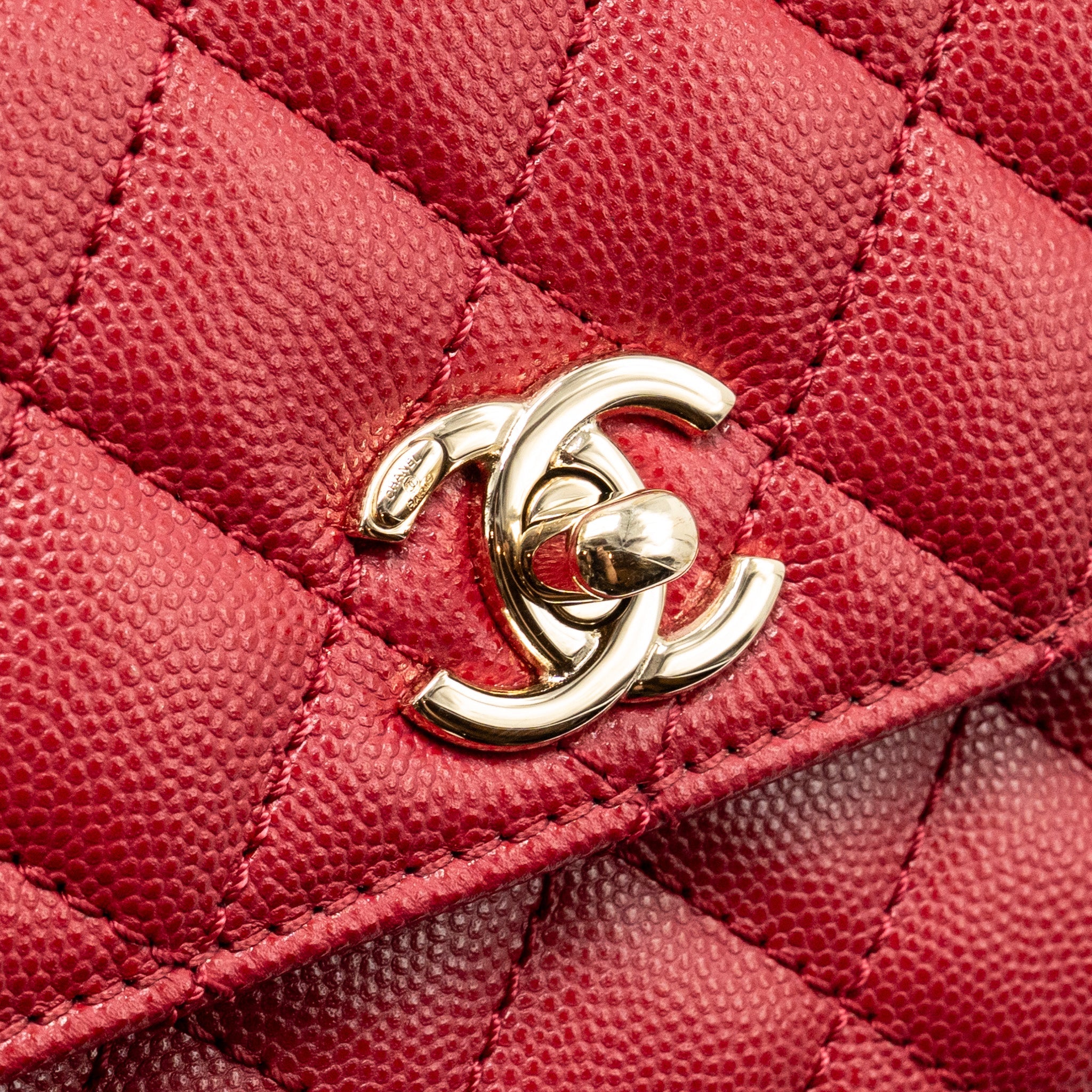 CHANEL SMALL COCO HANDLE CAVIAR RED LGHW (MICROCHIP)
