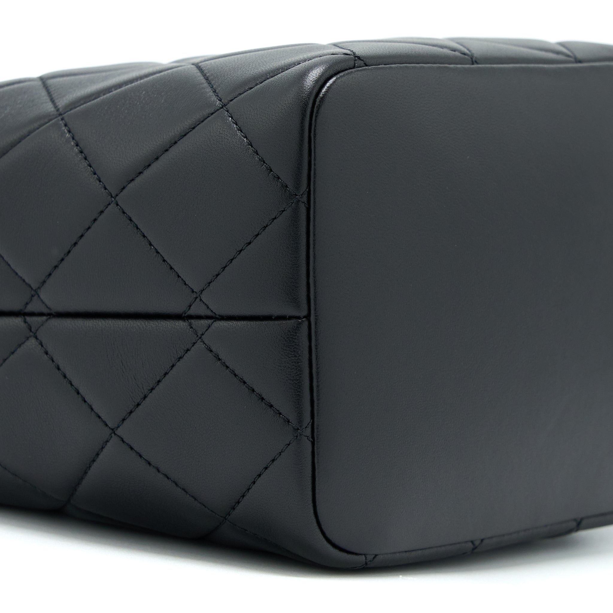 CHANEL 22S DETAIL HANDLE HOBO CROSSBODY BAG LAMBSKIN BLACK GHW(MICROCHIP)