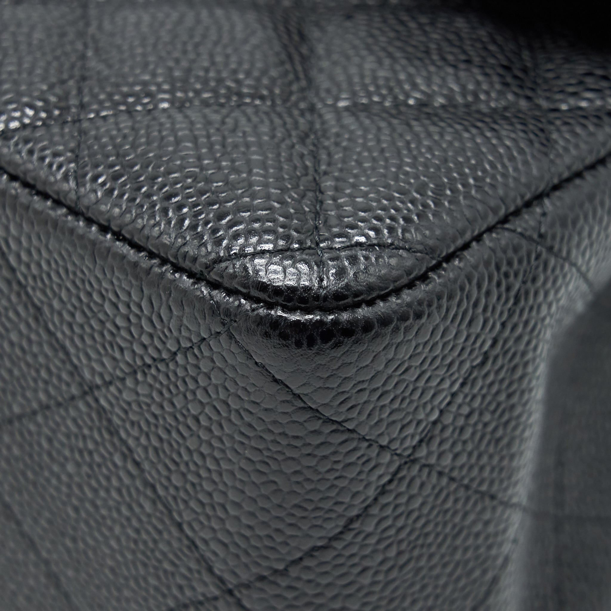 CHANEL CLASSIC JUMBO DOUBLE FLAP BAG BLACK CAVIAR GHW