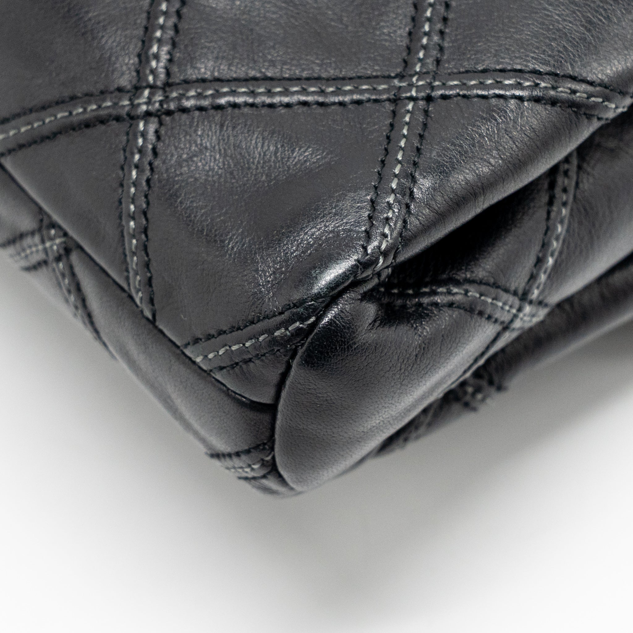 CHANEL THIN CITY FLAP BAG CALFSKIN BLACK GHW
