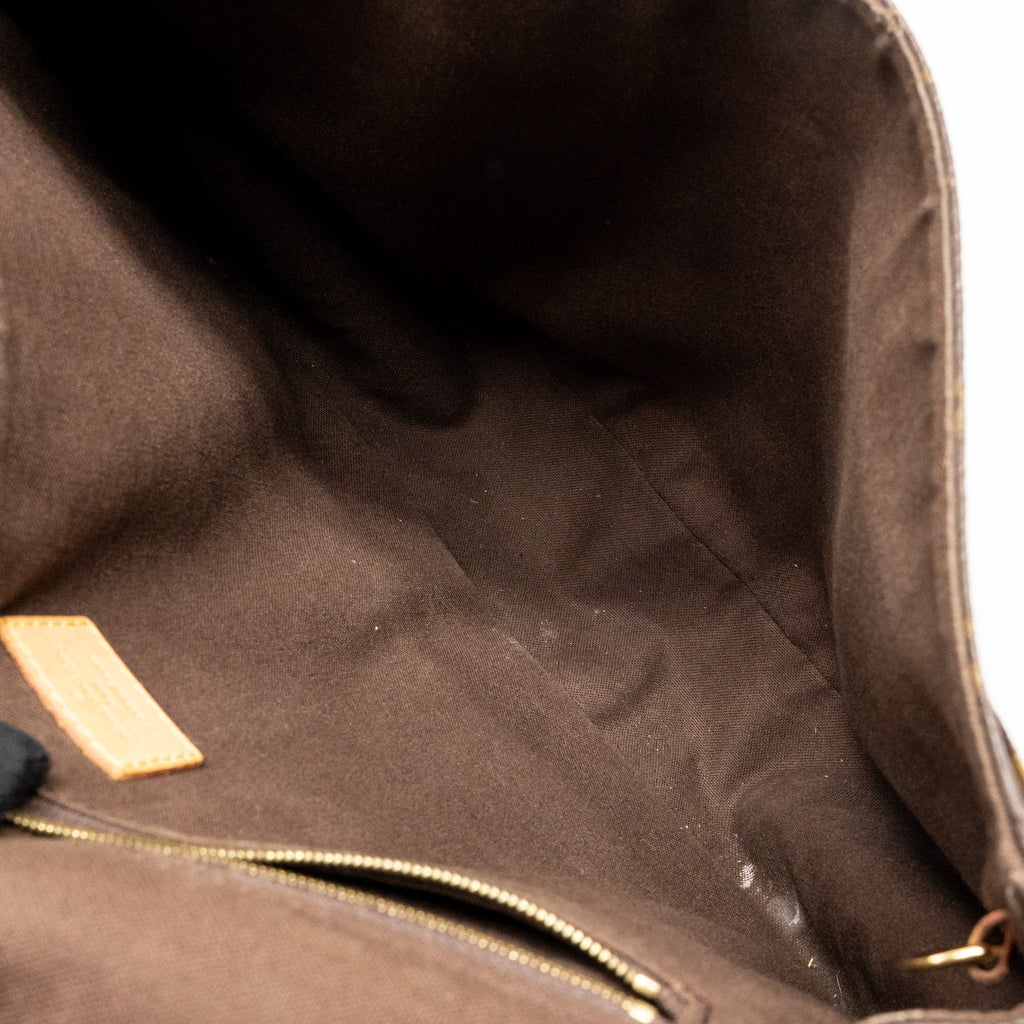 LOUIS VUITTON MENILMONTANT MM HALF MOON BAG MONOGRAM CANVAS GHW