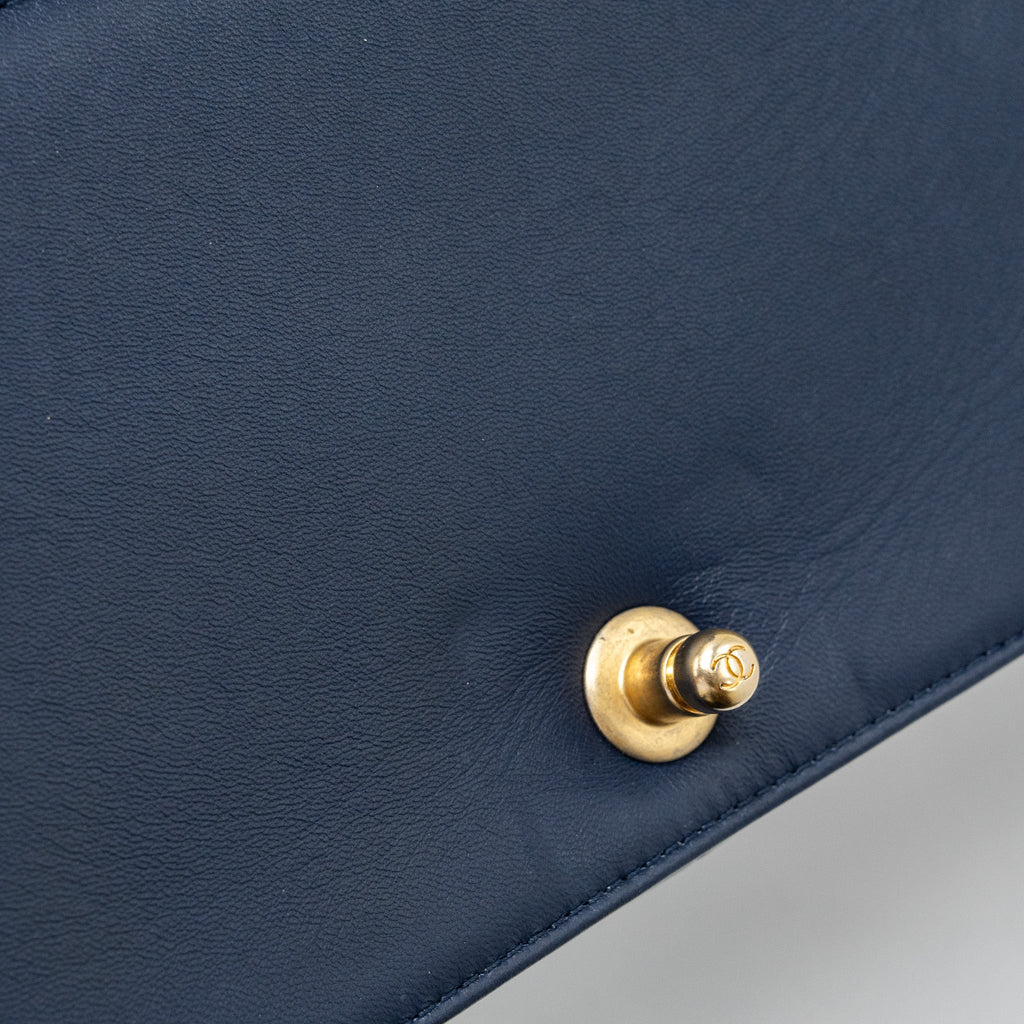 CHANEL MEDIUM BOY BAG LAMBSKIN BLUE GHW