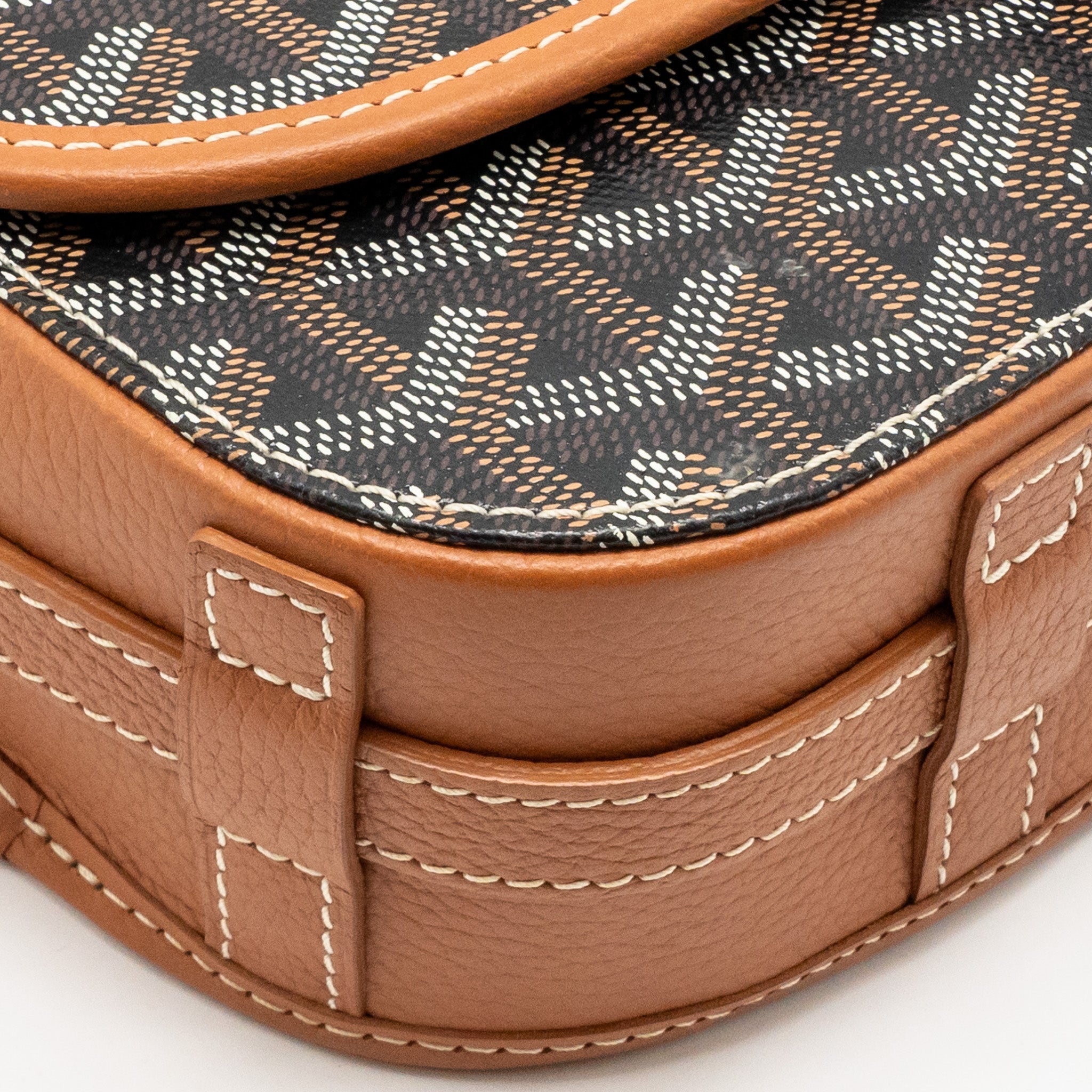 GOYARD BELVEDERE PM MESSENGER BAG GOYARDINE CANVAS/CALFSKIN TAN SHW