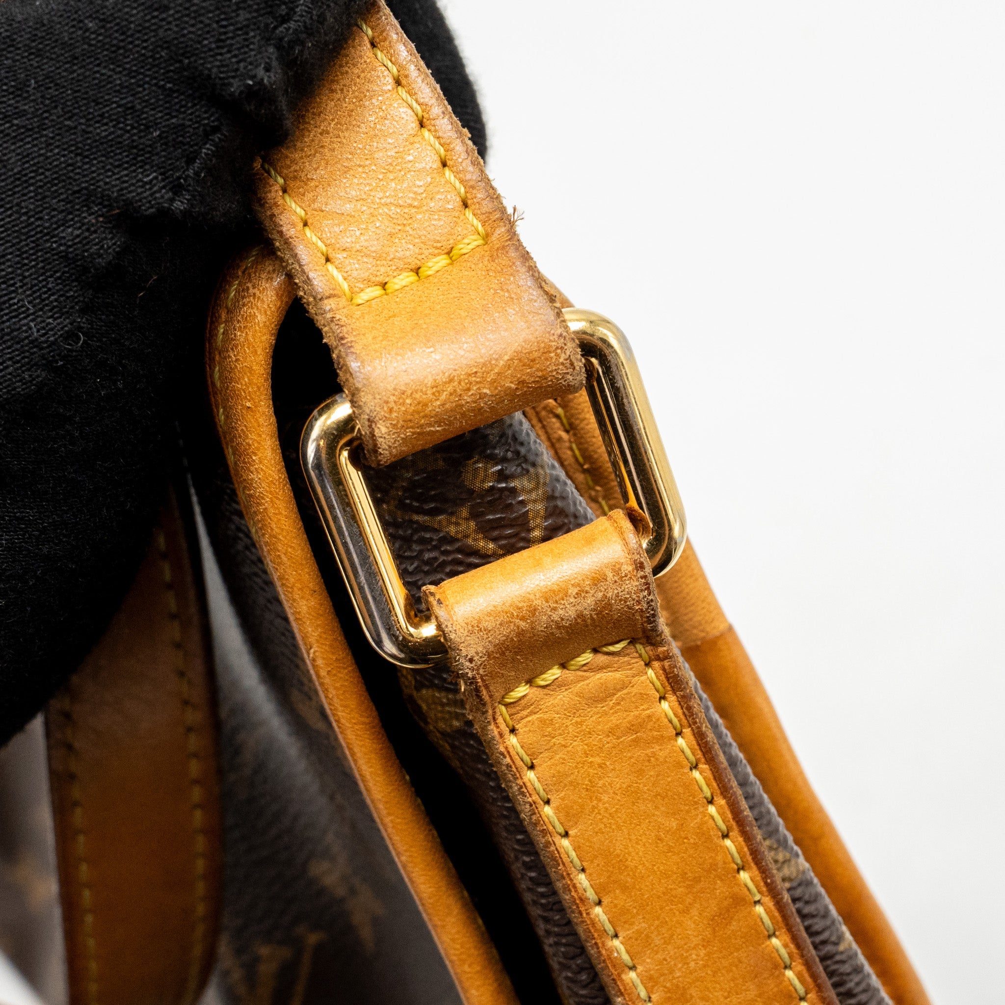 LOUIS VUITTON MENILMONTANT MM HALF MOON BAG MONOGRAM CANVAS GHW