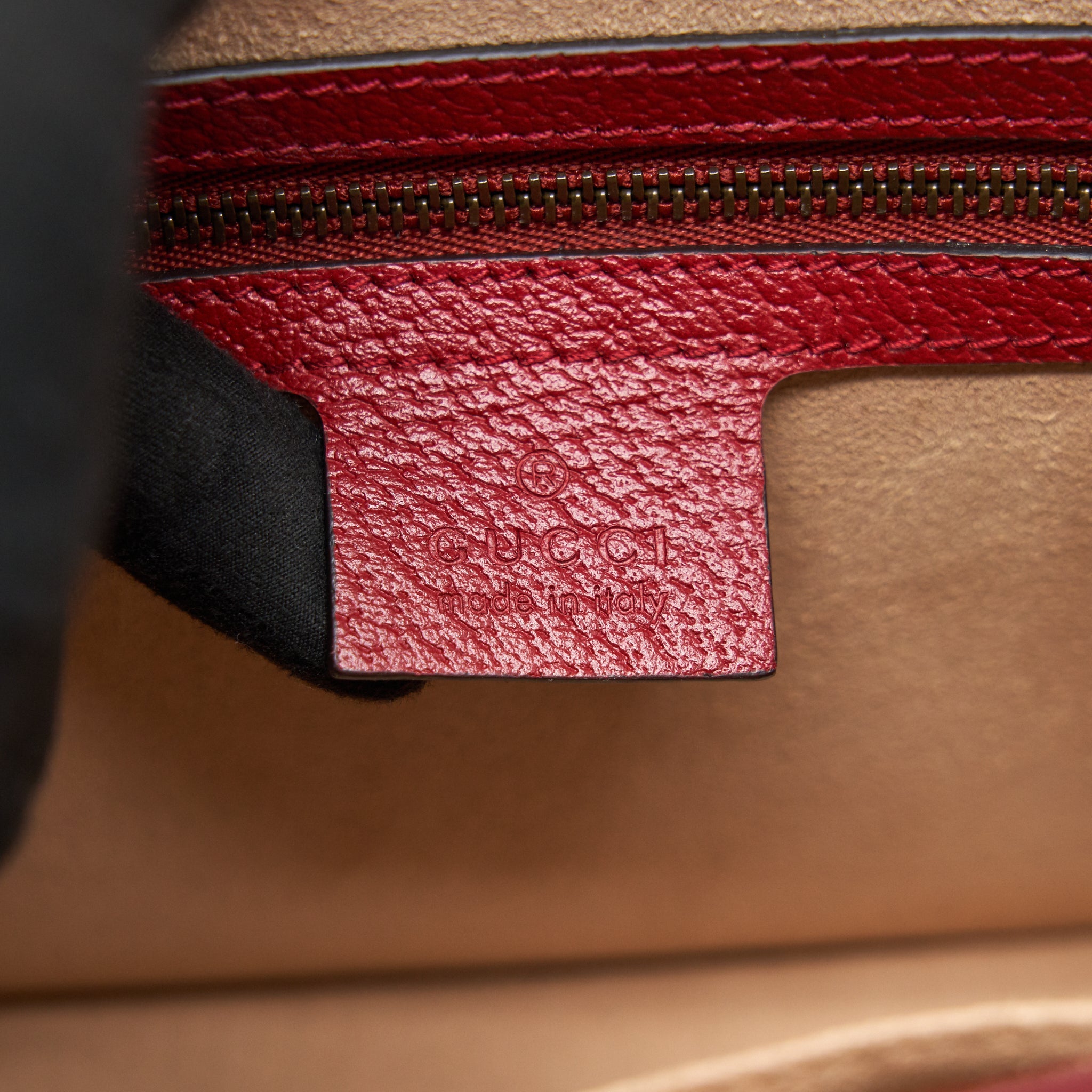 GUCCI QUEEN MARGARET TOP HANDLE BAG RED