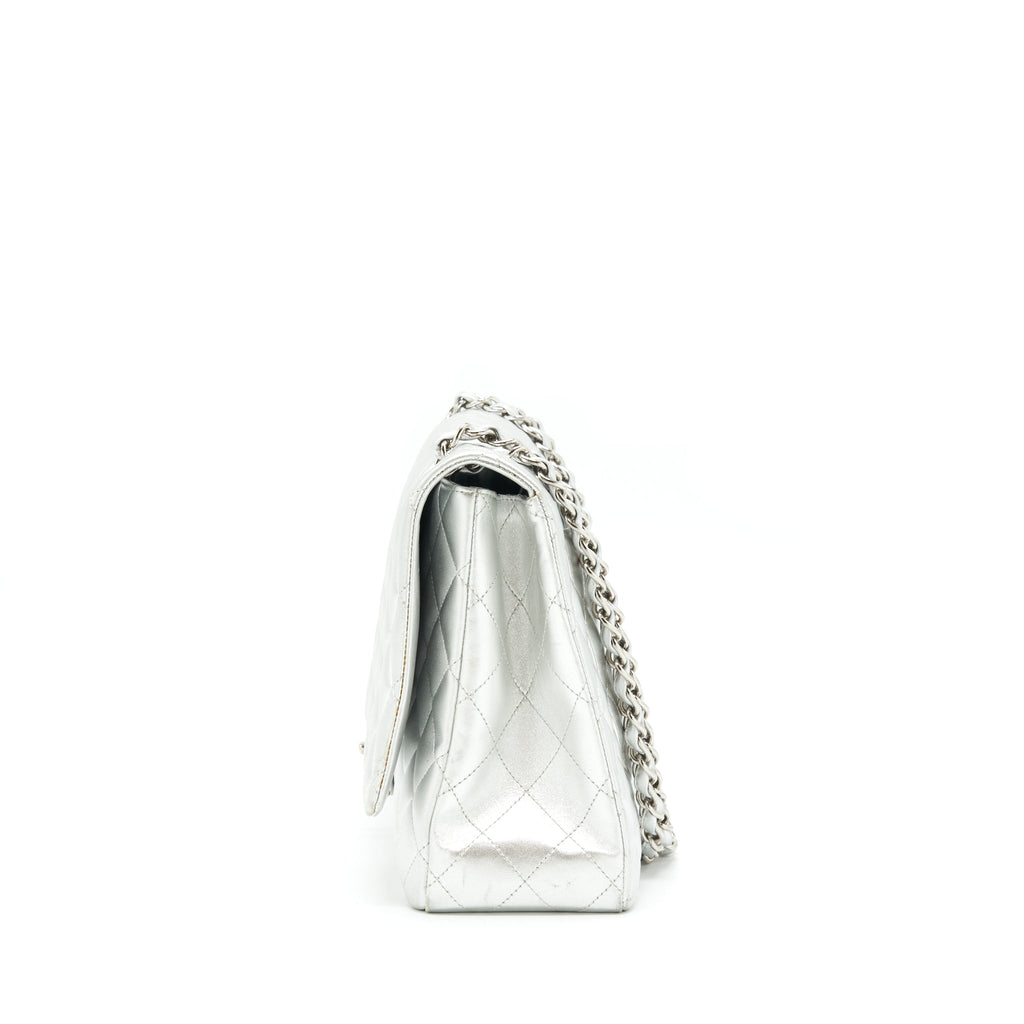 CHANEL MAXI CLASSIC DOUBLE FLAP BAG LAMBSKIN SLIVER SHW