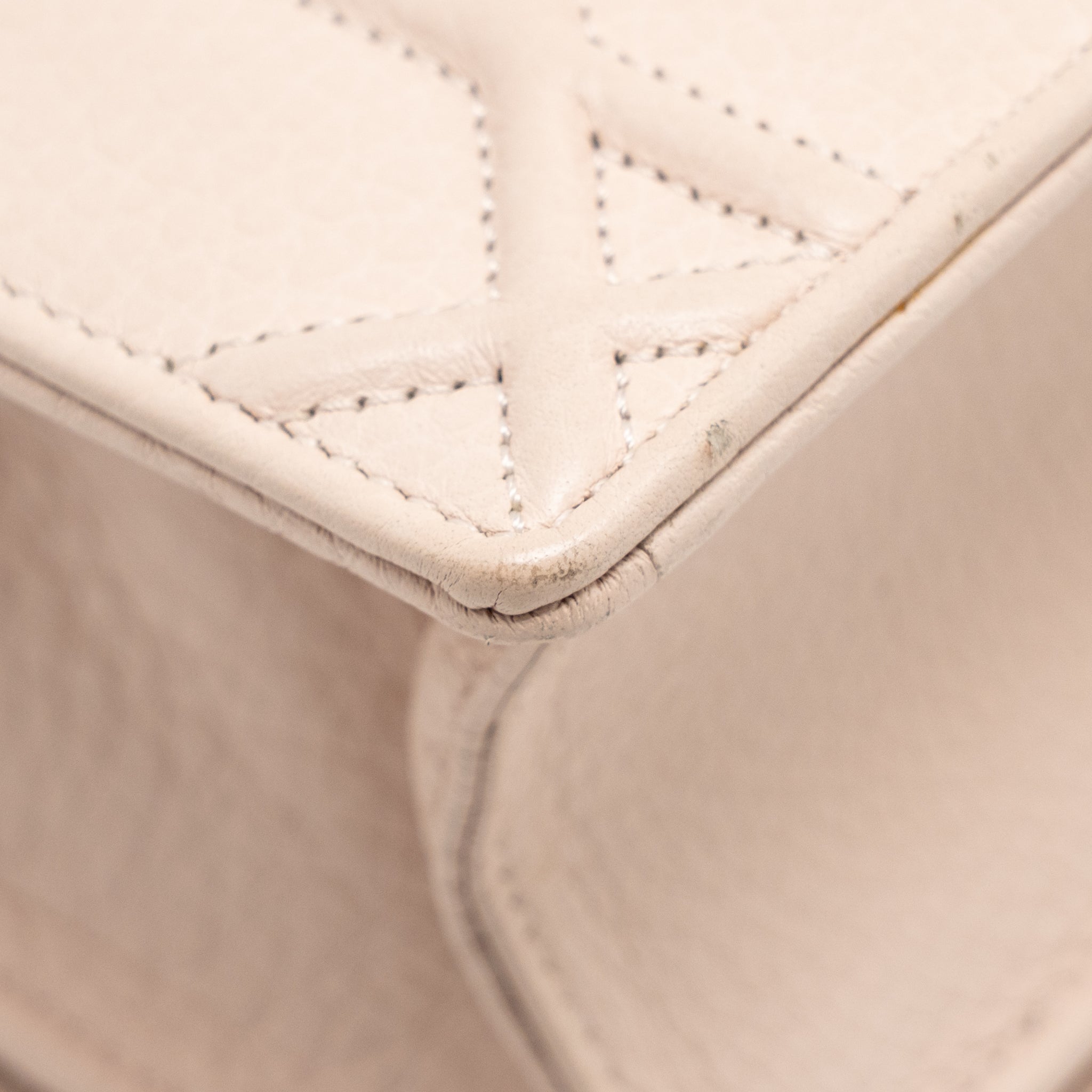 DIOR SMALL DIORAMA GRAINED CALFSKIN LIGHT PINK LGHW