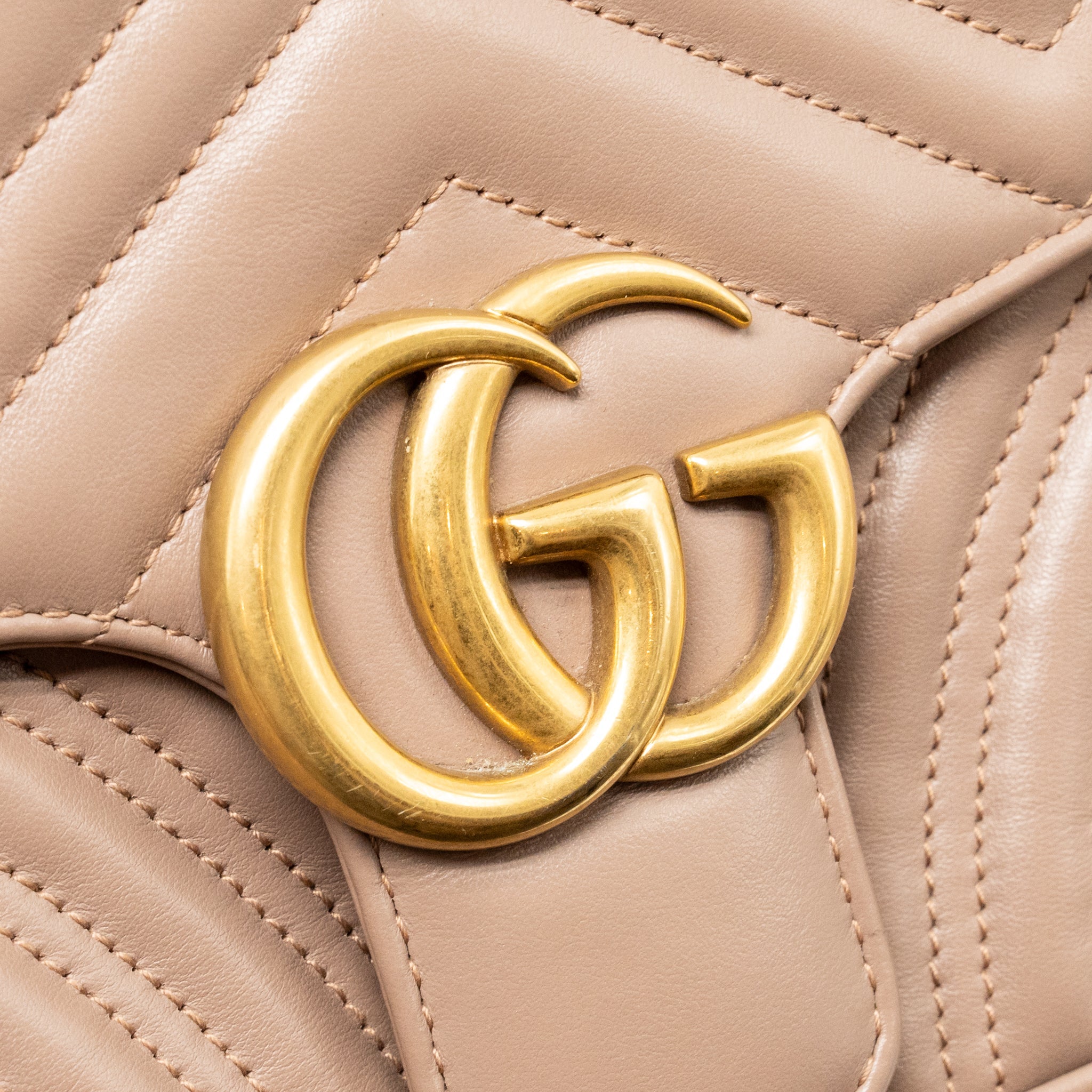 GUCCI MEDIUM GG MARMONT SHOULDER BAG CALFSKIN DARK BEIGE GHW