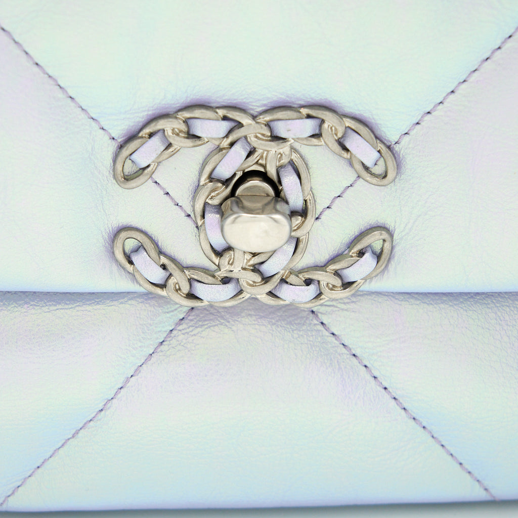 CHANEL SMALL 19 BAG GOATSKIN IRIDESCENT PURPLE MULTICOLOUR HARDWARE (MICROCHIP)