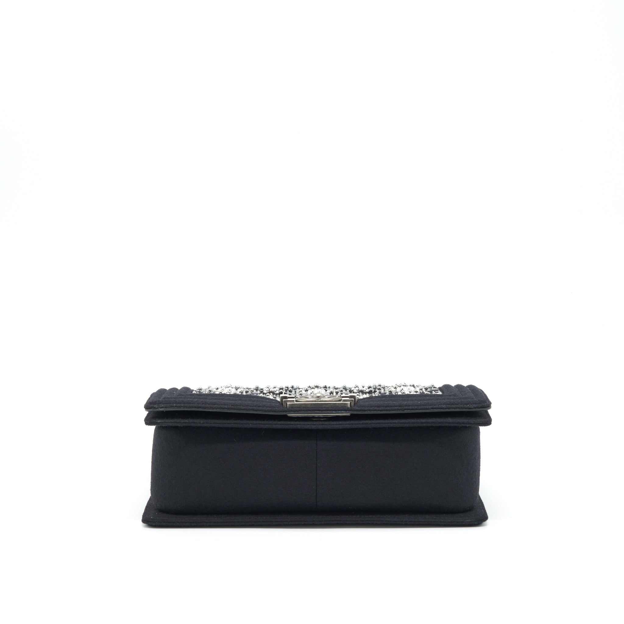 CHANEL 19B MEDIUM BOY FLAP BAG LIMITED EDITION FABRIC BLACK RUTHENIUM SILVER HARDWARE