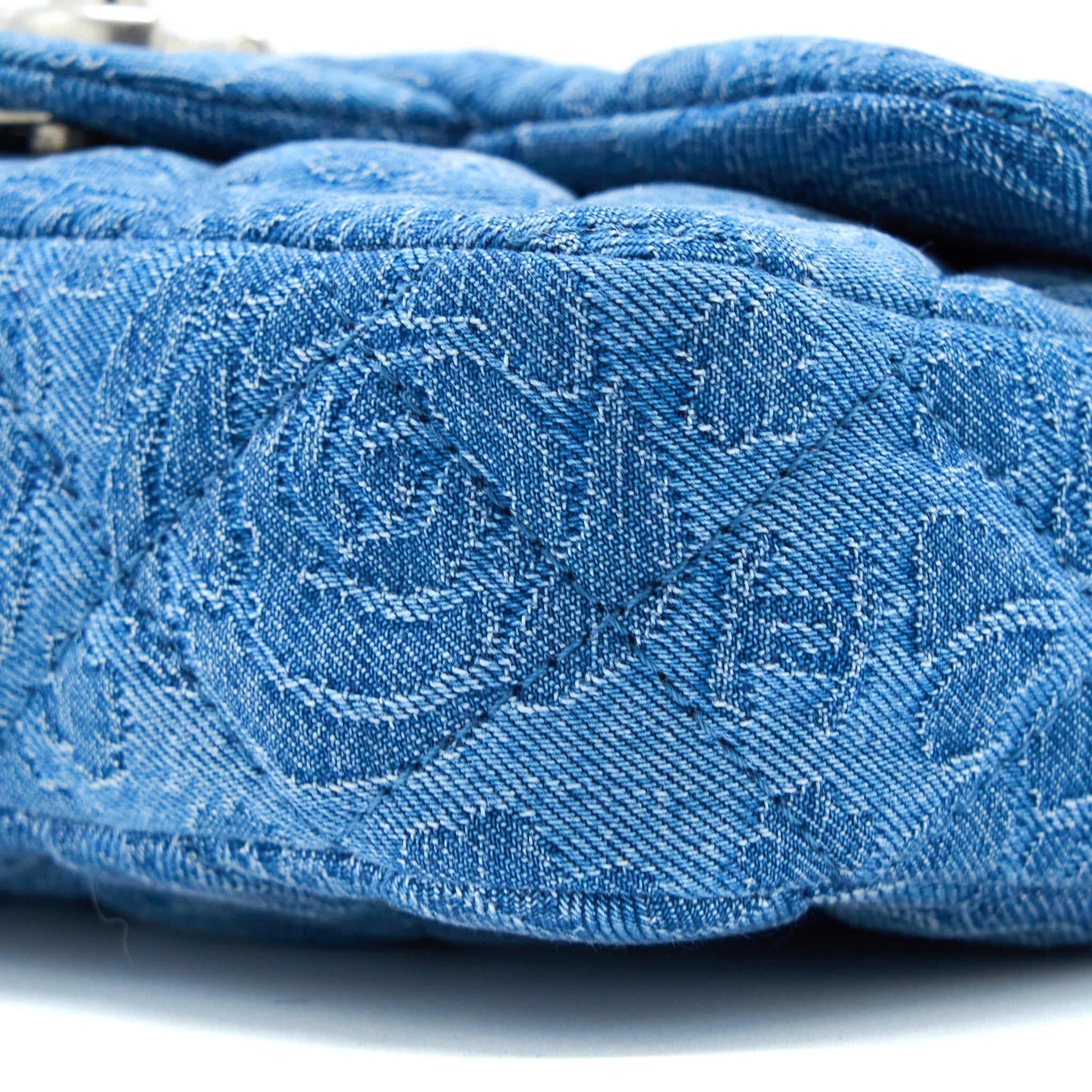CHANEL 23P MINI COCO LOVE FLAP BAG CAMELLIA DENIM BLUE SHW (MICROCHIP)
