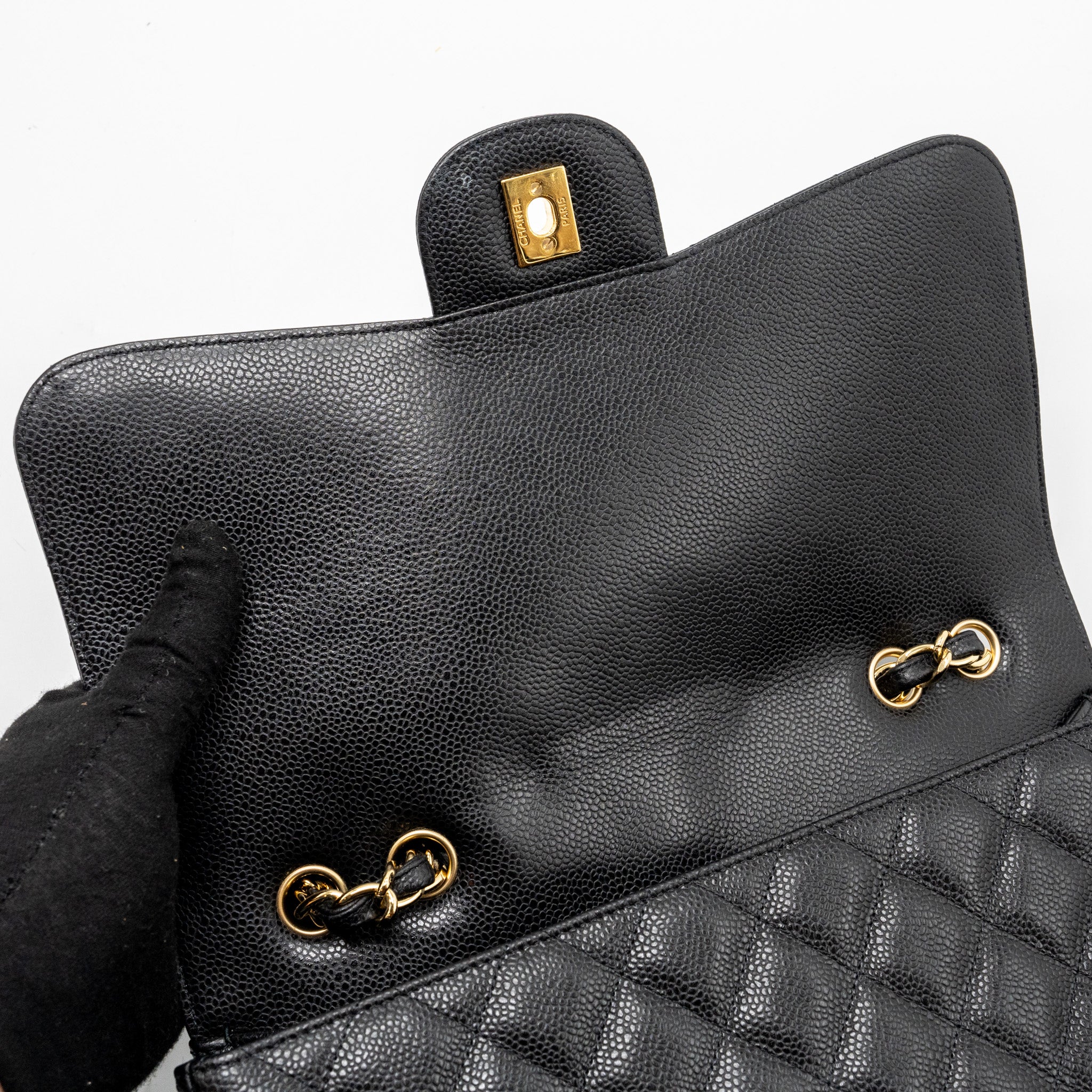 CHANEL CLASSIC JUMBO SINGLE FLAP BAG CAVIAR BLACK GHW