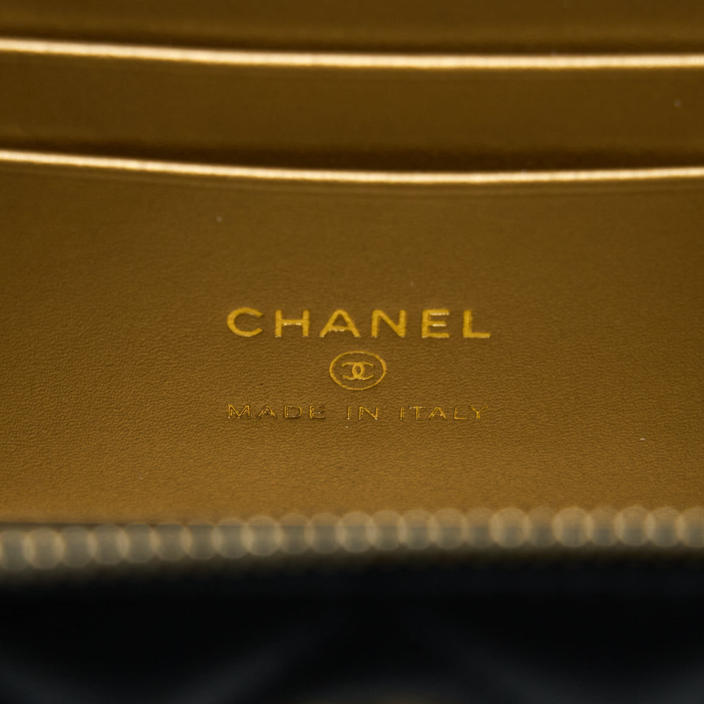 CHANEL 22A PEARL CRUSH LONG VANITY WITH CHAIN LAMBSKIN BLACK GHW