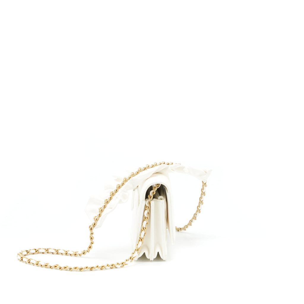 CHANEL RUFFLES MINI WALLET ON CHAINS WHITE GHW
