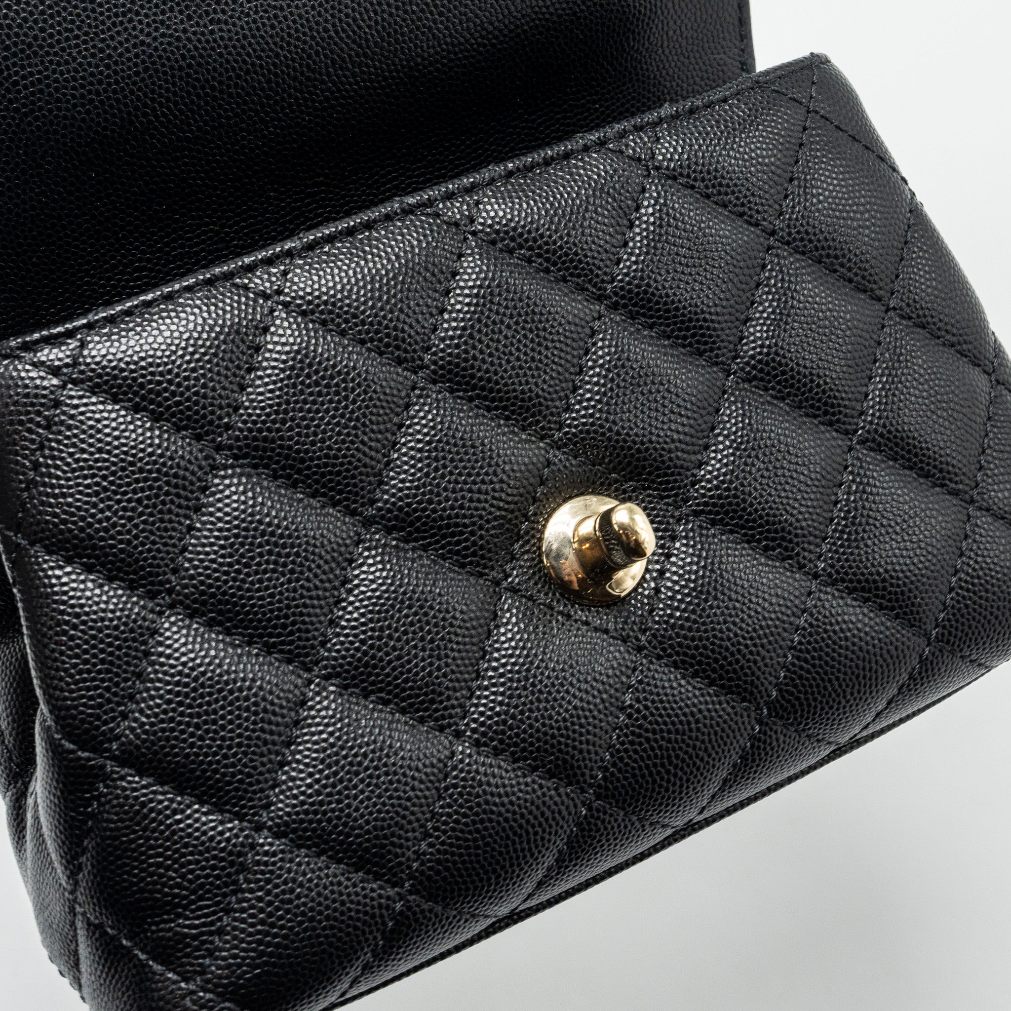 CHANEL MINI COCO HANDLE WITH LIZARD EMBOSSED HANDLE CAVIAR BLACK LGHW (MICROCHIP)