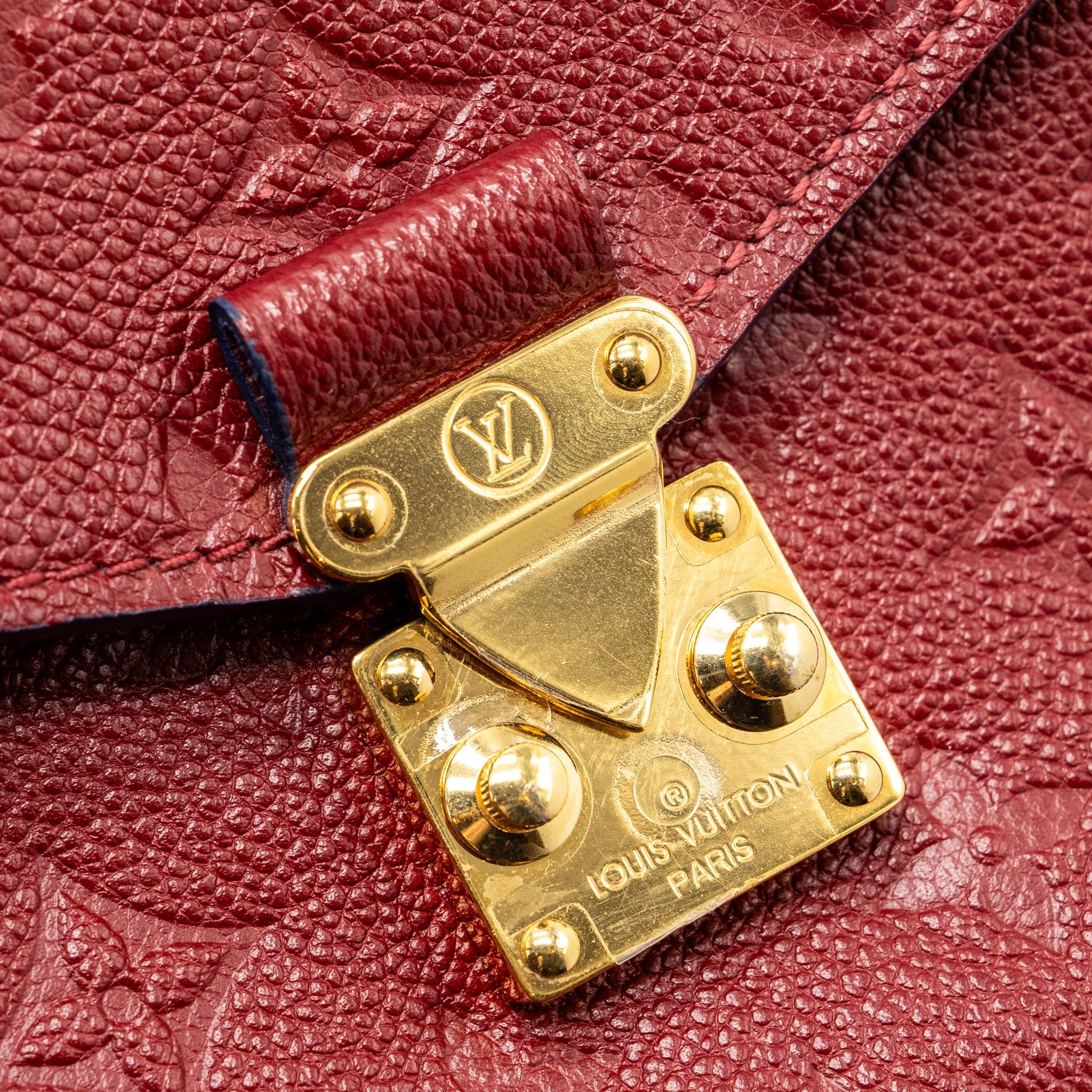 LOUIS VUITTON POCHETTE MÉTIS MONOGRAM EMPREINTE RED GHW