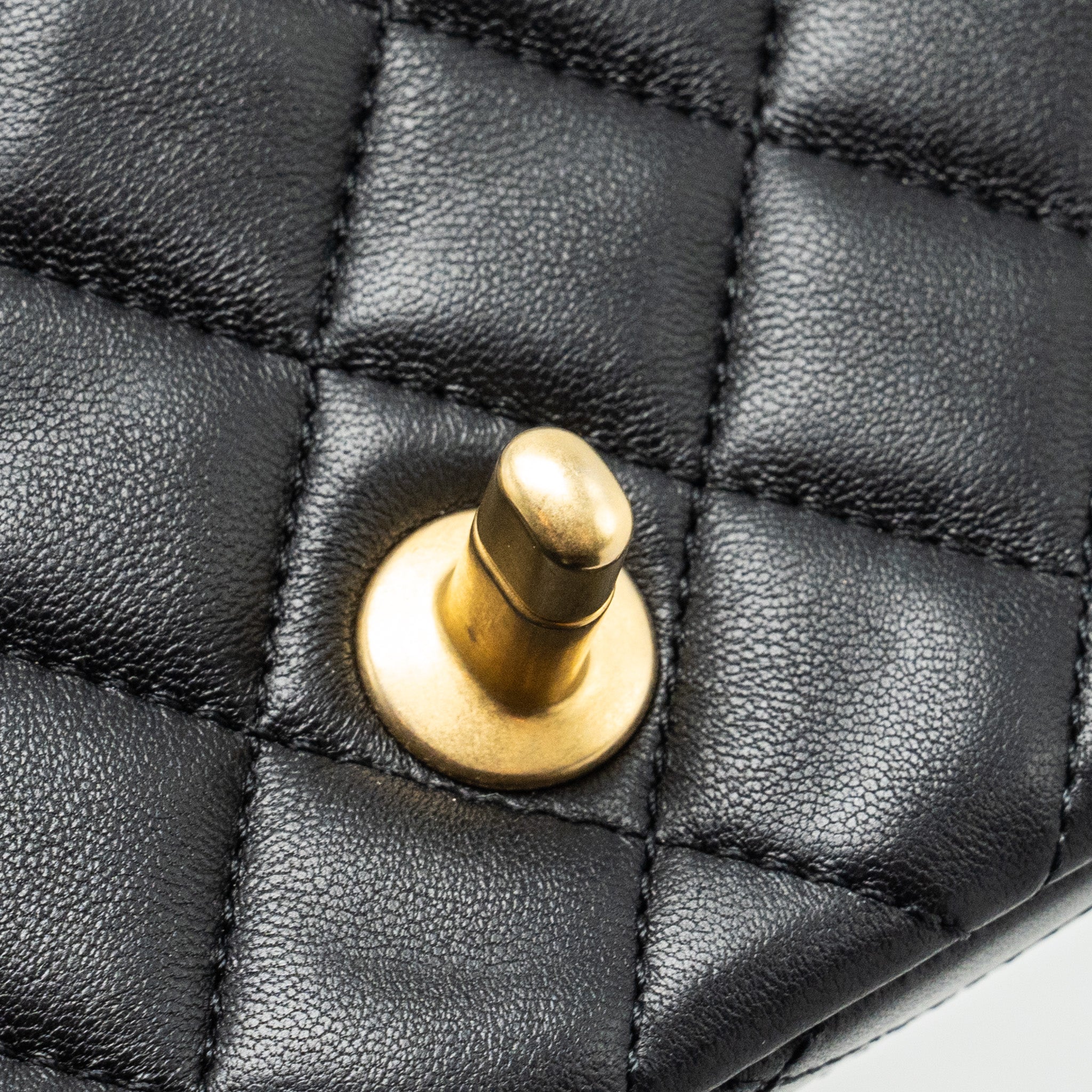 CHANEL CAMELLIA ADJUSTABLE CHAIN MINI SQUARE FLAP BAG LAMBSKIN BLACK GHW (MICROCHIP)