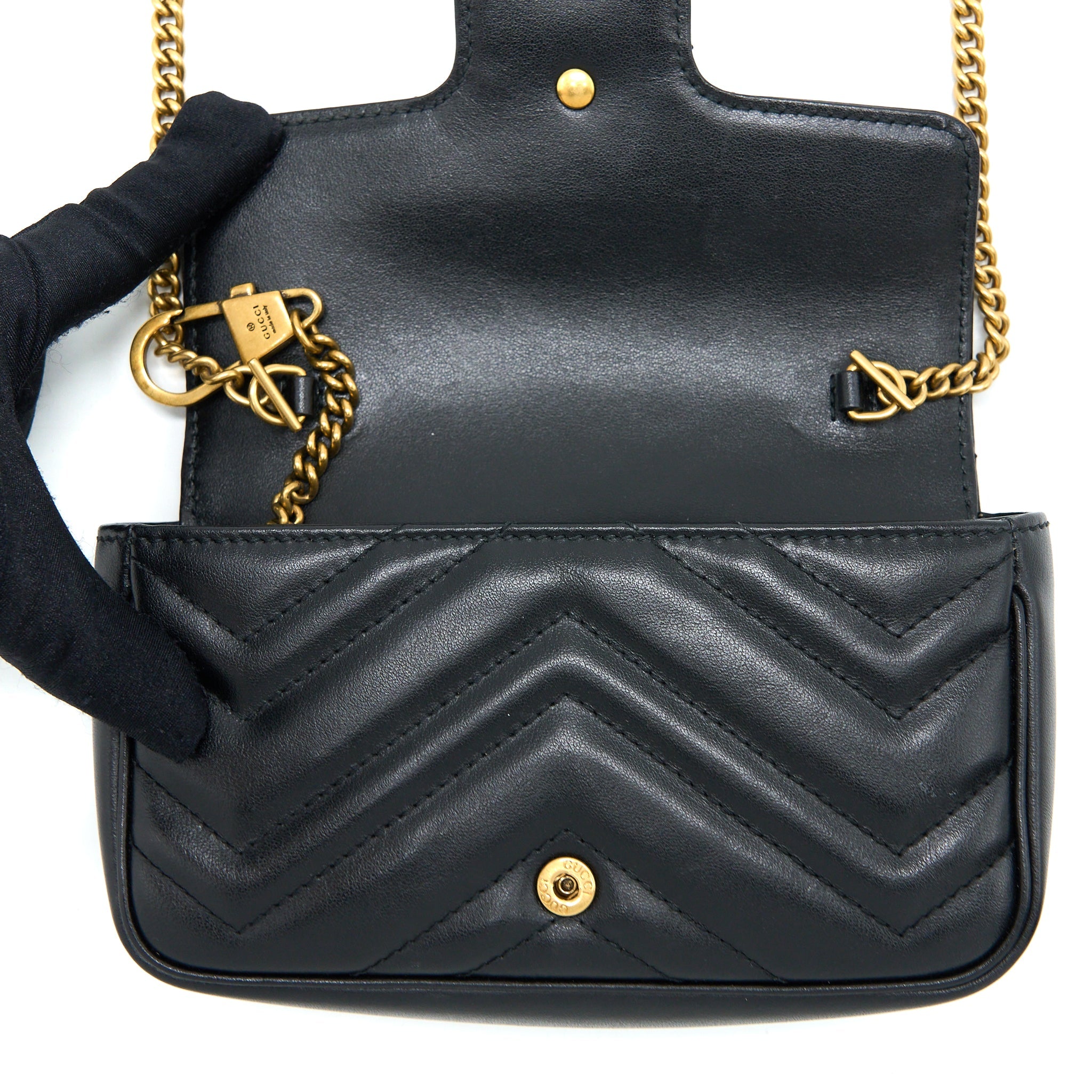 GUCCI GG MARMONT SUPER MINI BAG CALFSKIN BLACK GHW