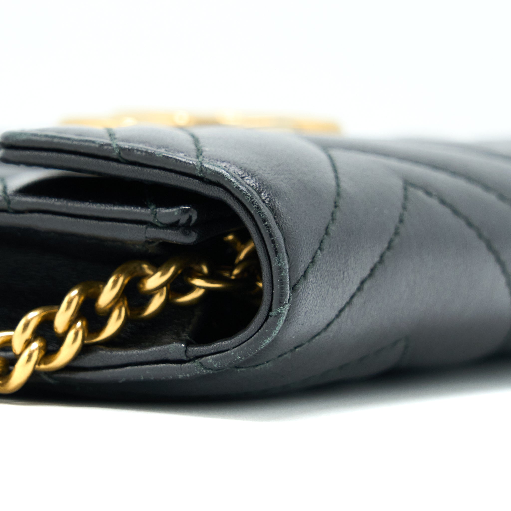 GUCCI MARMONT WALLET ON CHAIN BLACK GHW