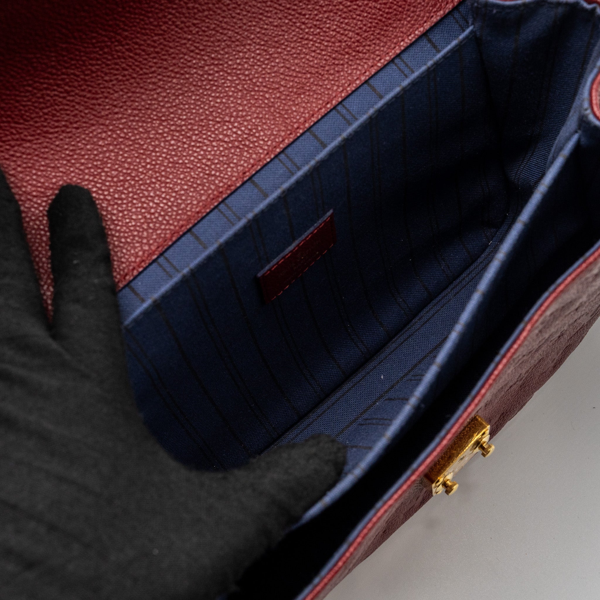 LOUIS VUITTON POCHETTE MÉTIS MONOGRAM EMPREINTE RED GHW